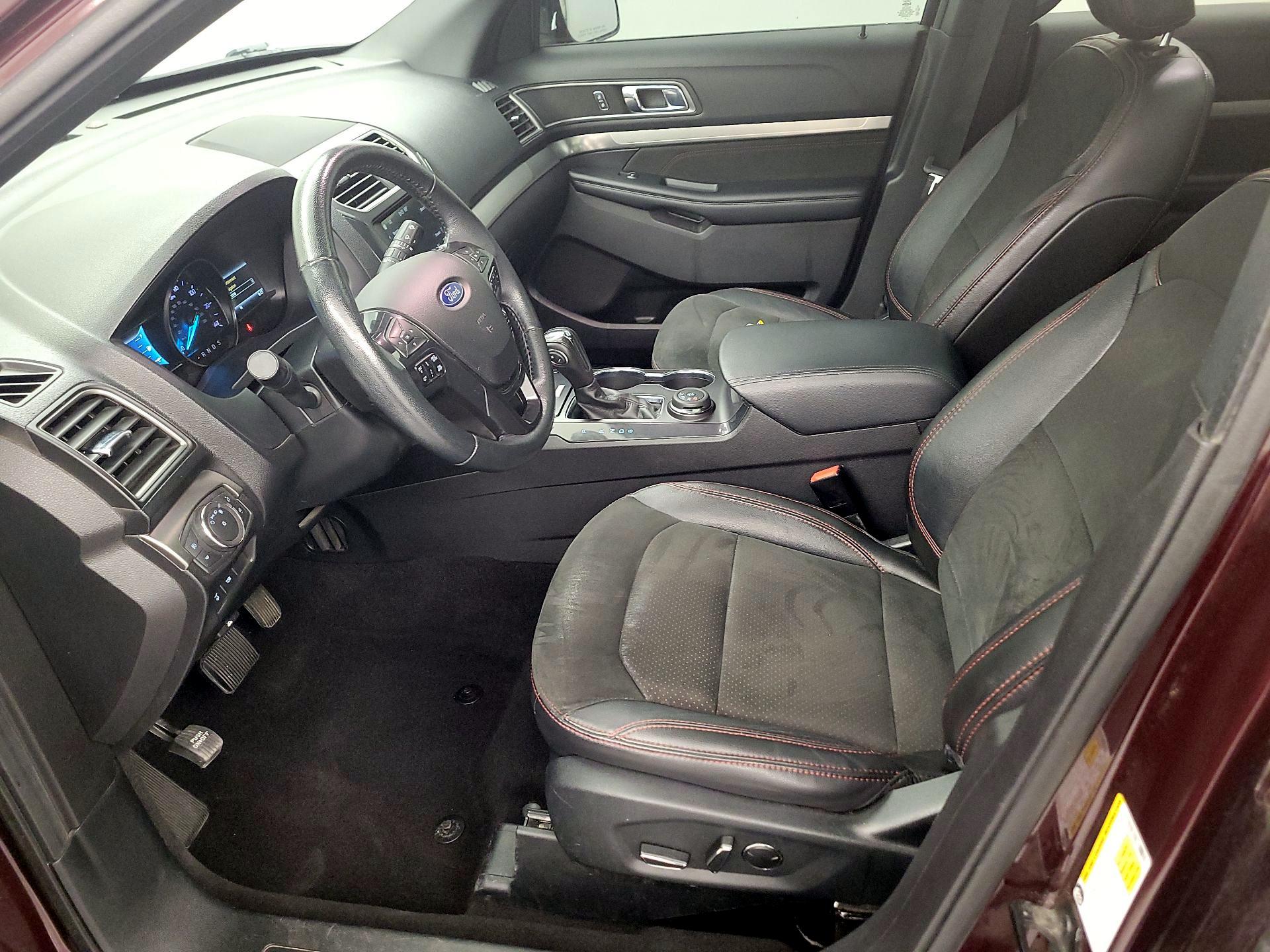 Thumbnail: 2018 Ford Explorer - 11