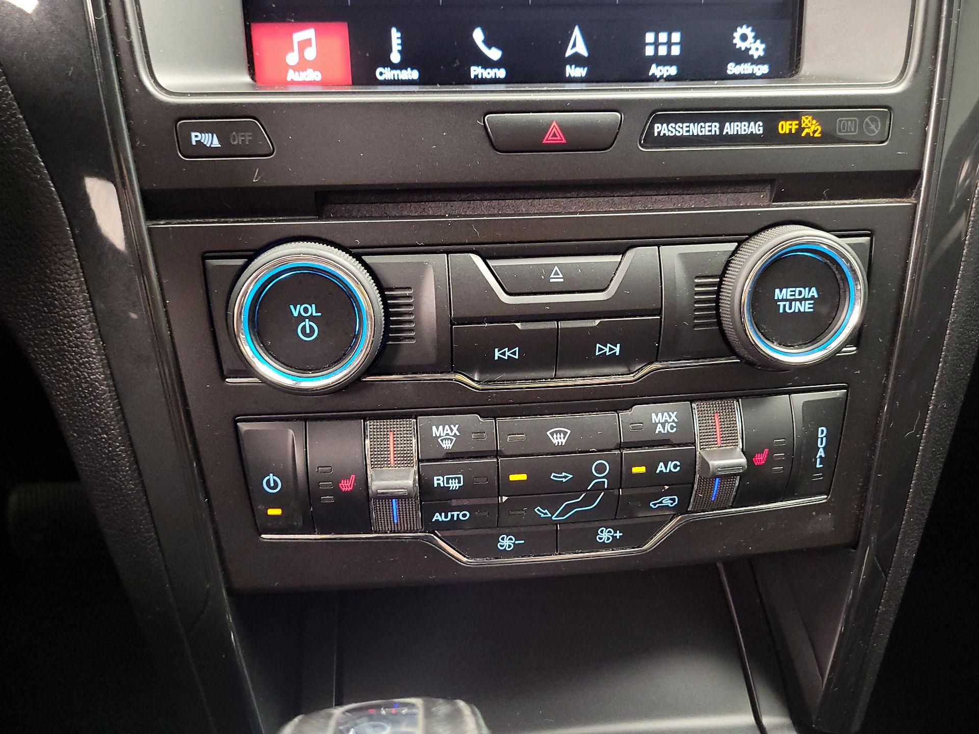 Thumbnail: 2018 Ford Explorer - 16