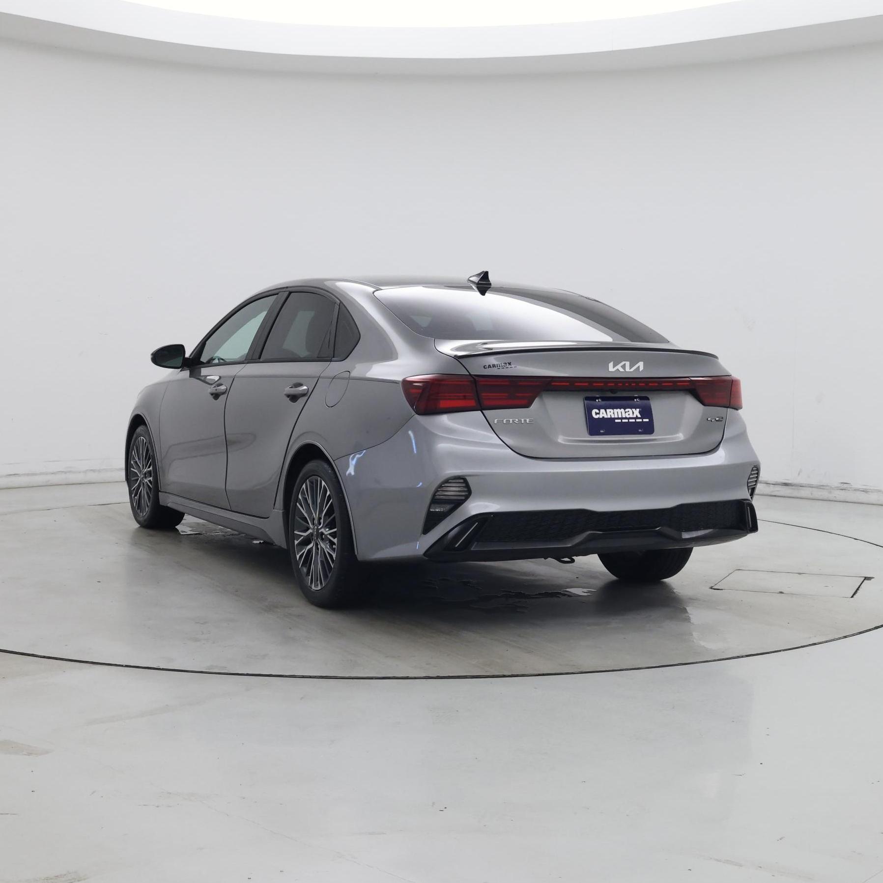 Thumbnail: 2022 Kia Forte - 2