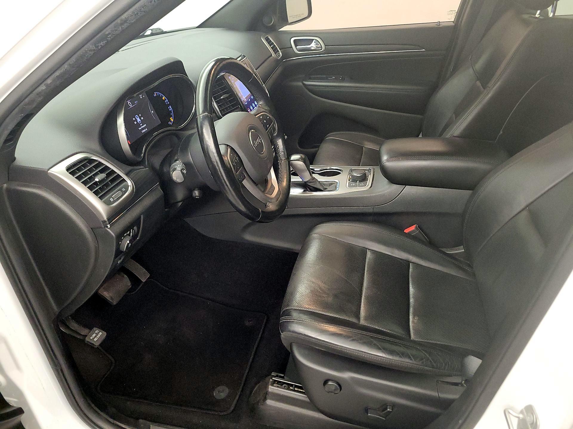 Thumbnail: 2020 Jeep Grand Cherokee - 11