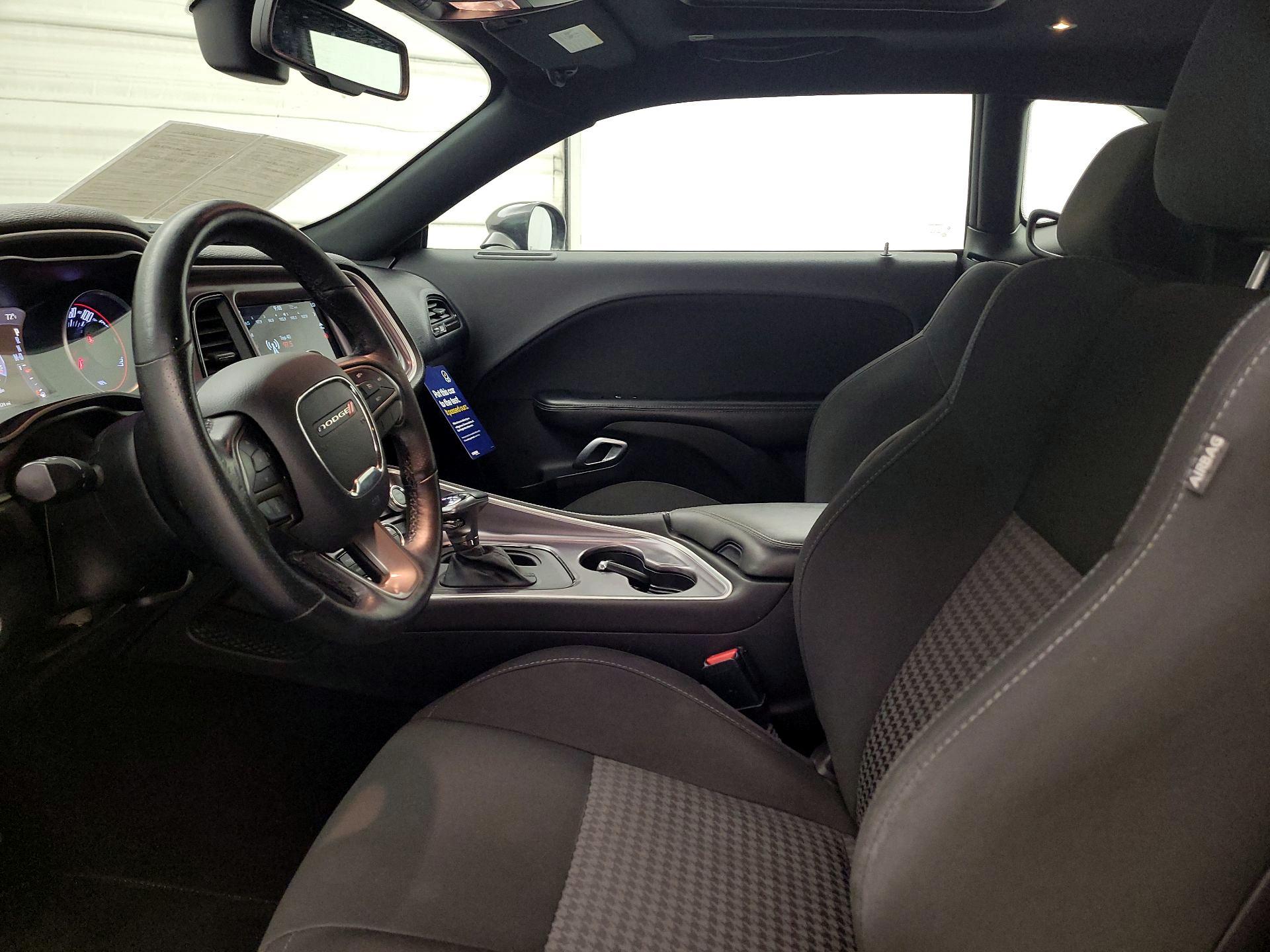 Thumbnail: 2019 Dodge Challenger - 11