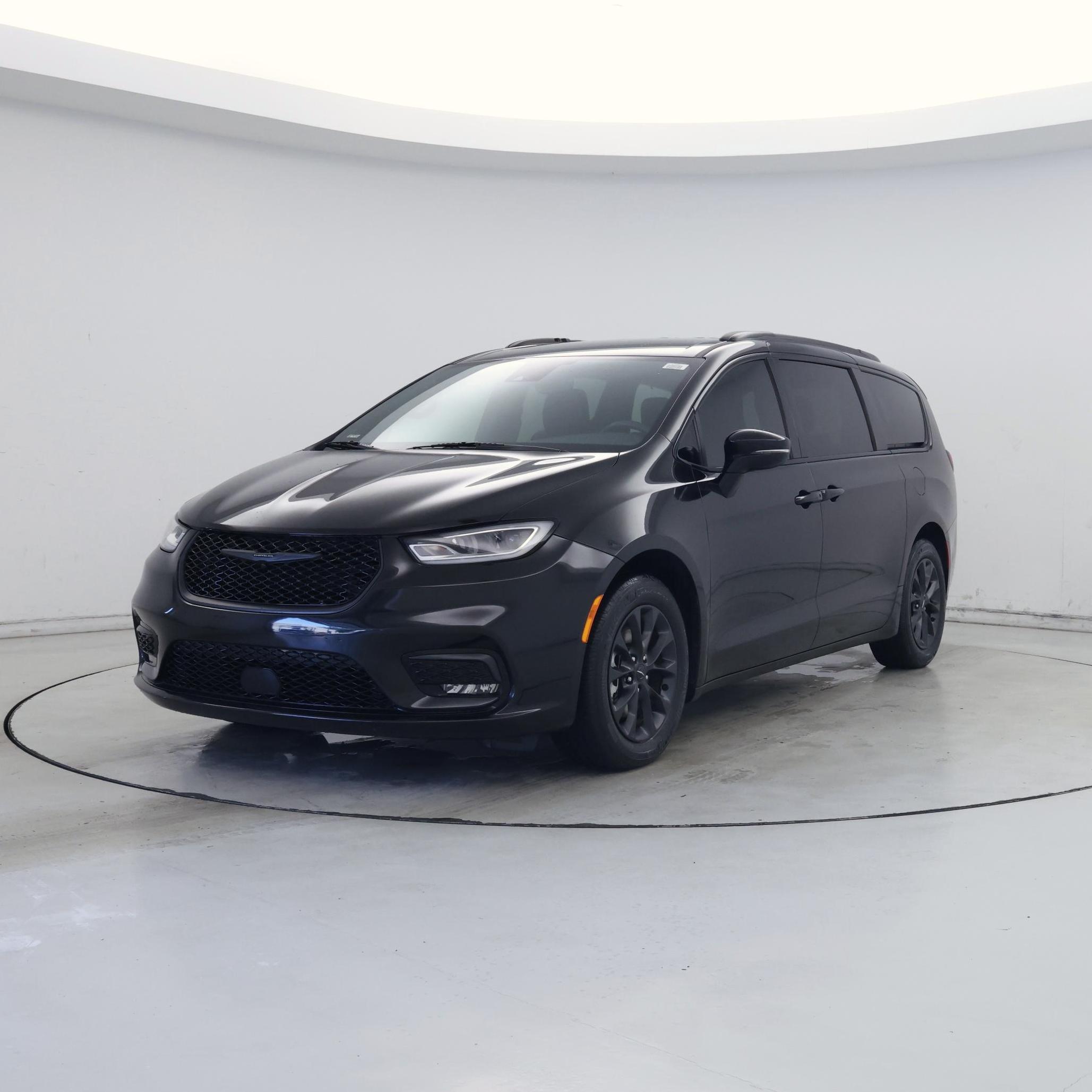 Thumbnail: 2021 Chrysler Pacifica - 4