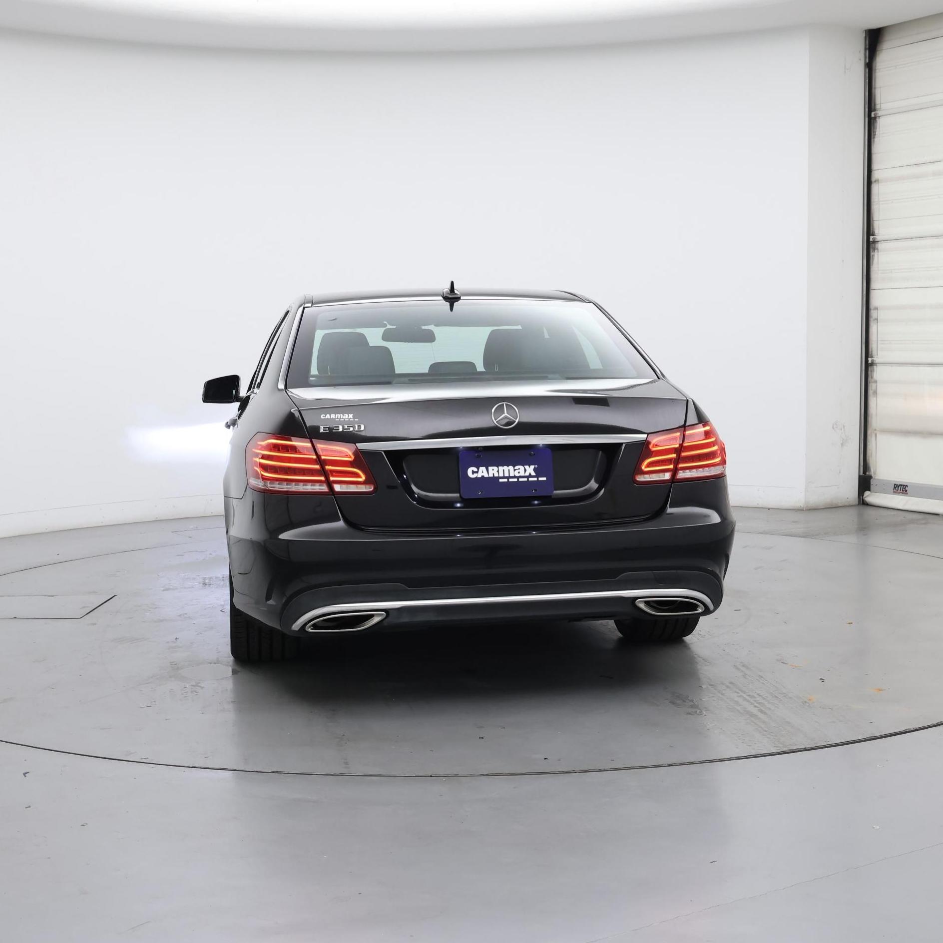 Thumbnail: 2016 Mercedes-Benz E-Class - 6