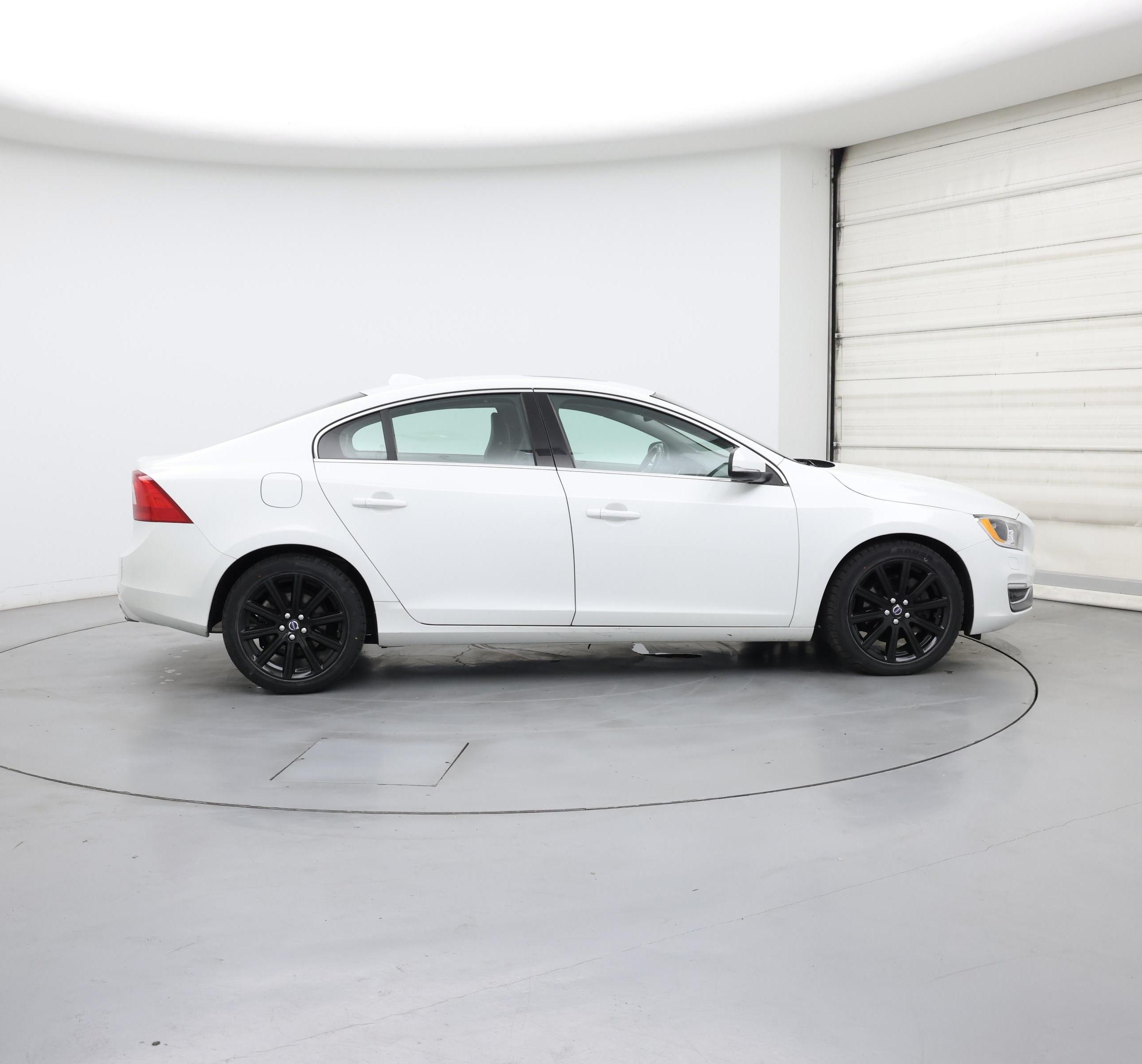 Thumbnail: 2016 Volvo S60 - 7