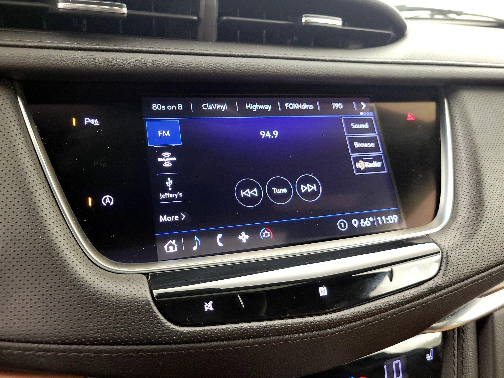 Thumbnail: 2020 Cadillac XT5 - 16