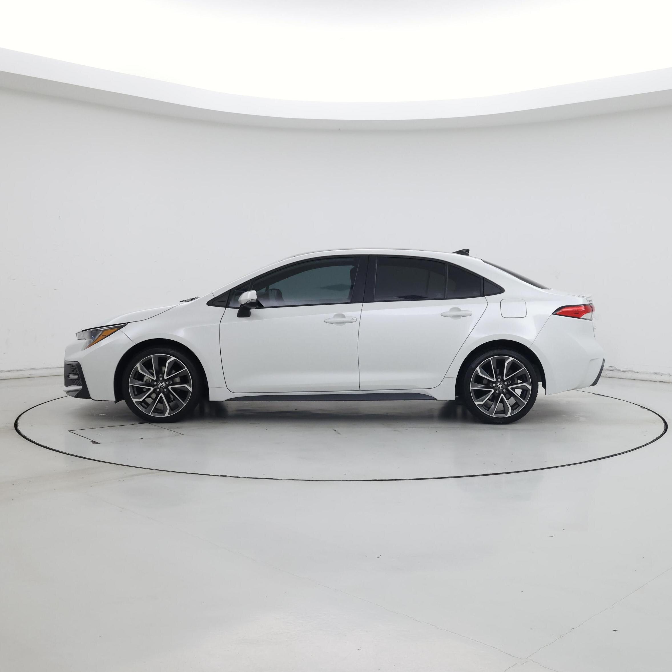 Thumbnail: 2022 Toyota Corolla - 3