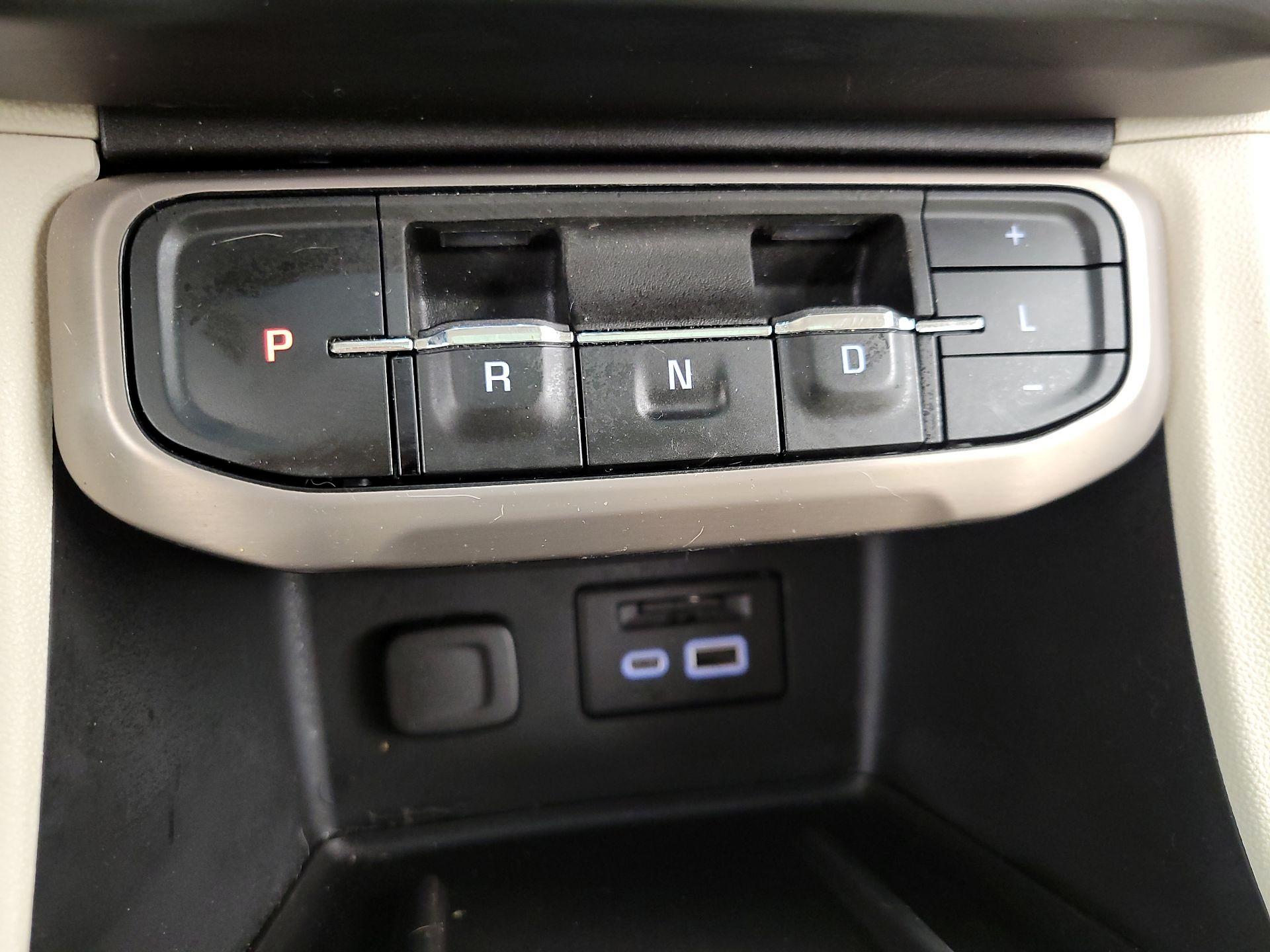 Thumbnail: 2021 GMC Acadia - 18