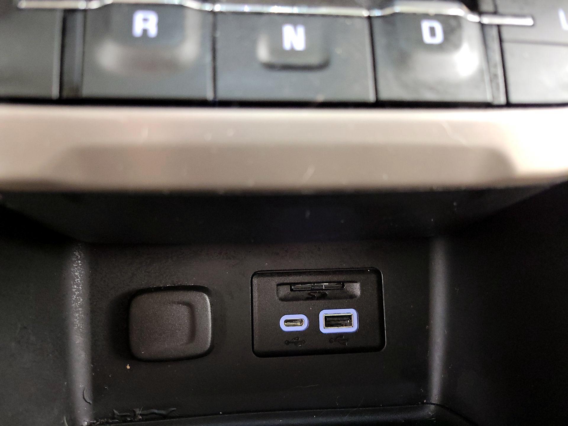 Thumbnail: 2021 GMC Acadia - 19