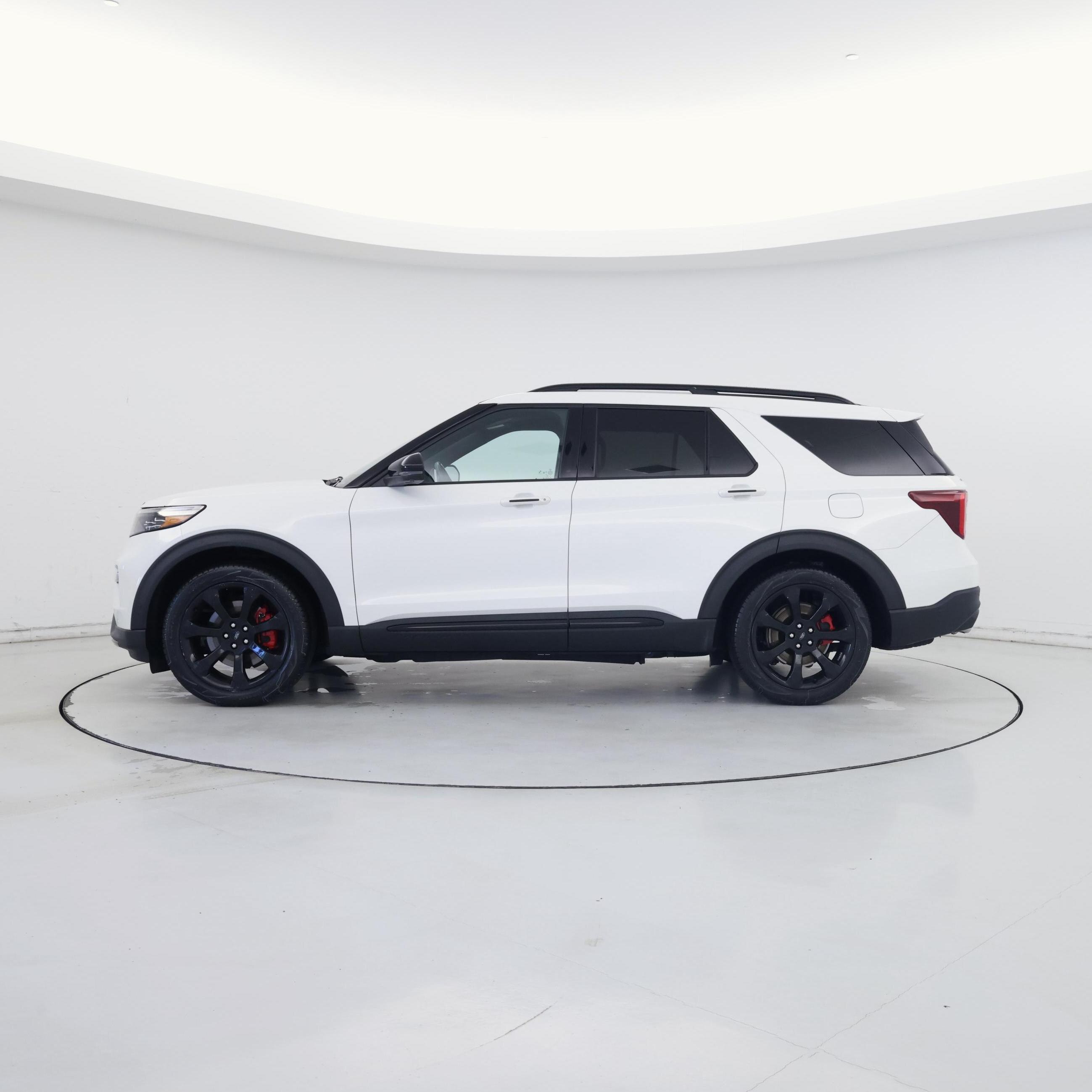 Thumbnail: 2022 Ford Explorer - 3