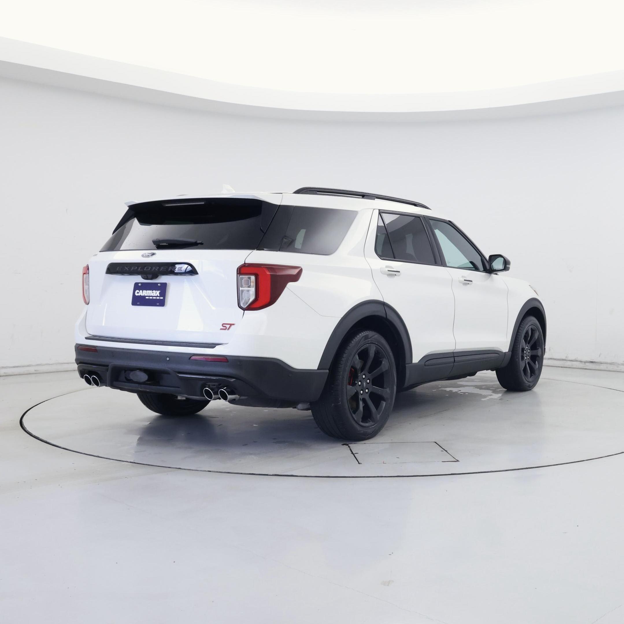 Thumbnail: 2022 Ford Explorer - 8