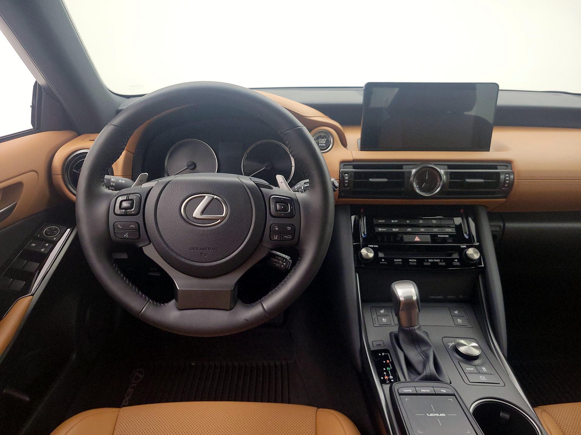 Thumbnail: 2023 Lexus IS - 10