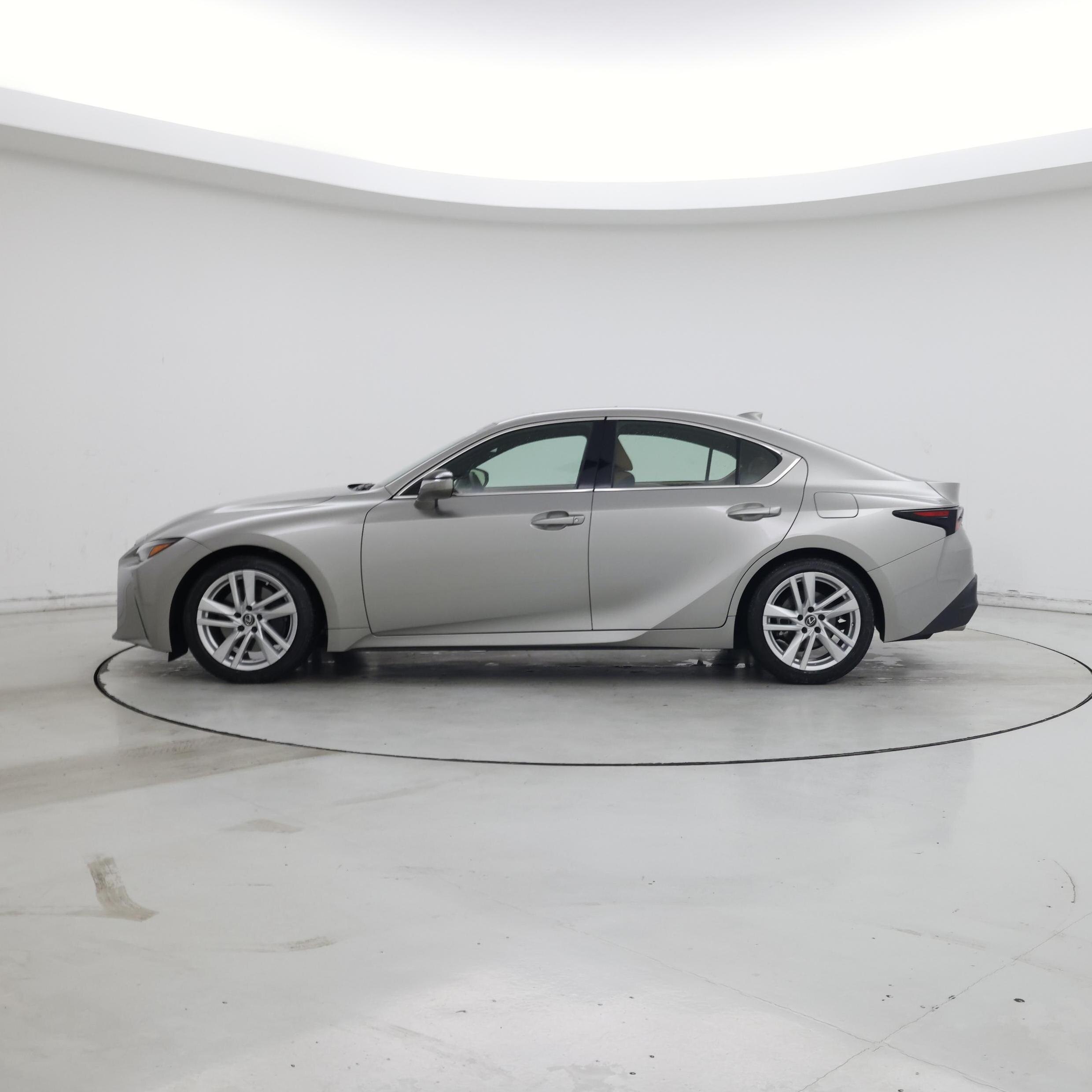 Thumbnail: 2023 Lexus IS - 3