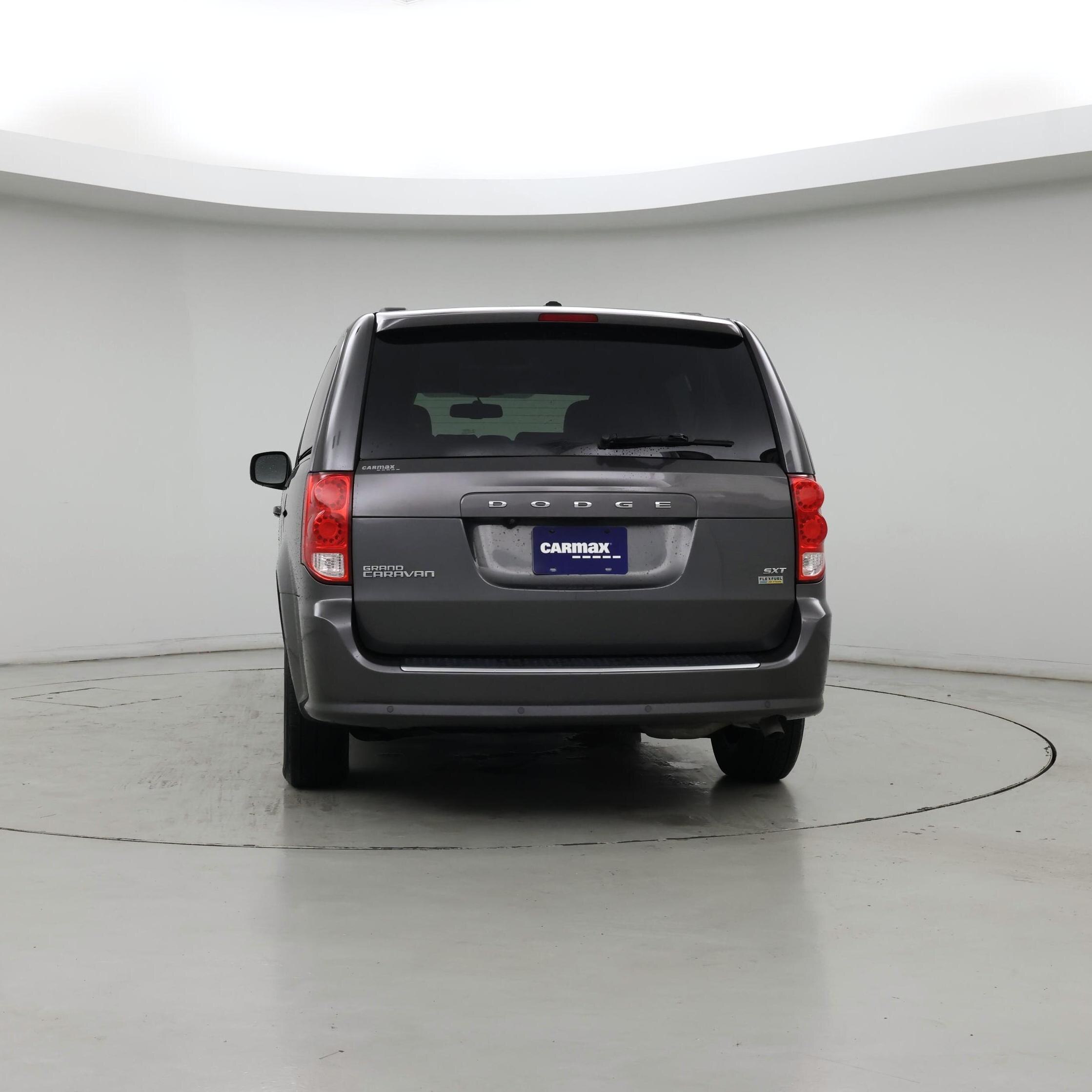 Thumbnail: 2017 Dodge Grand Caravan - 6