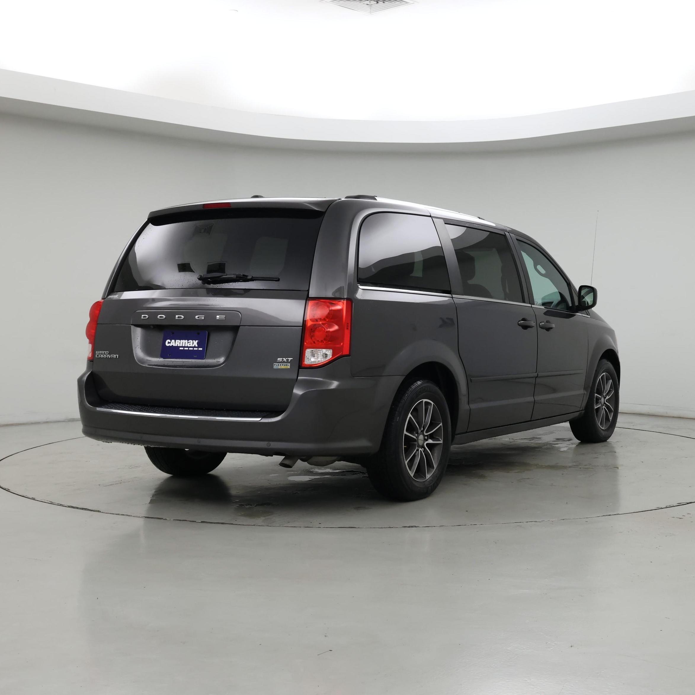 Thumbnail: 2017 Dodge Grand Caravan - 8