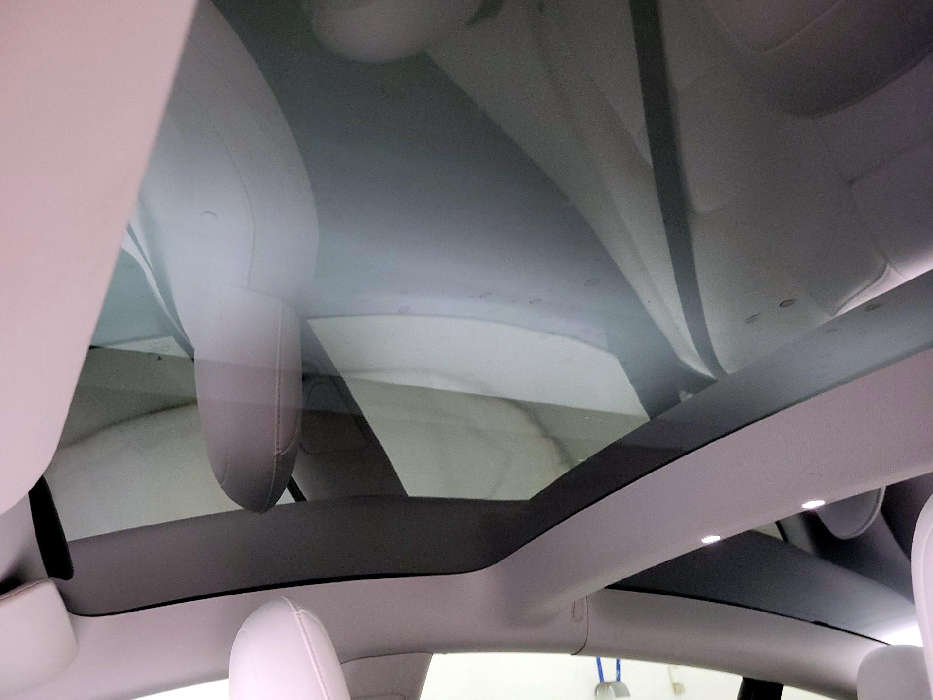 Thumbnail: 2021 Tesla Model 3 - 19