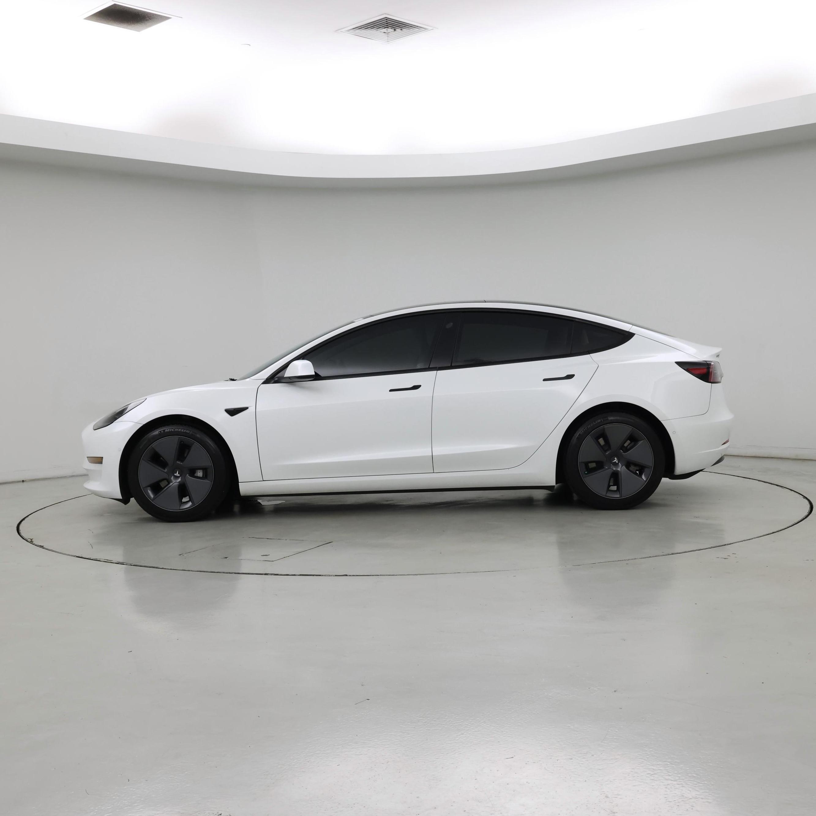 Thumbnail: 2021 Tesla Model 3 - 3