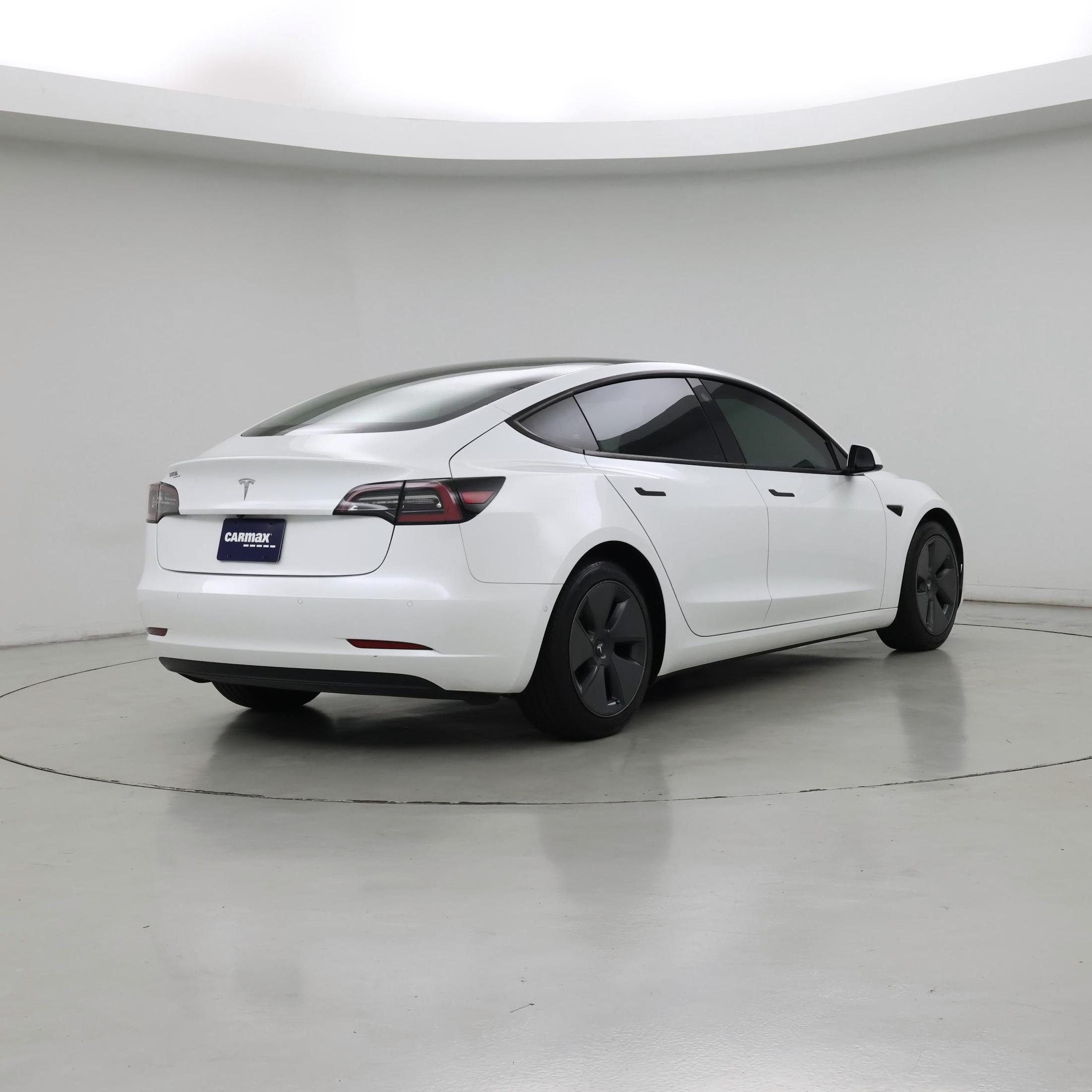 Thumbnail: 2021 Tesla Model 3 - 8