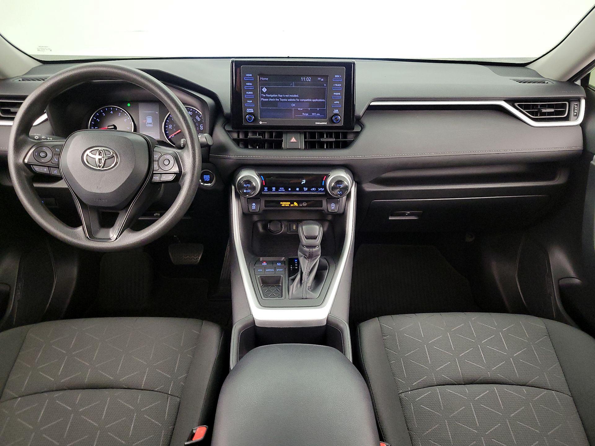 Thumbnail: 2022 Toyota RAV4 - 9