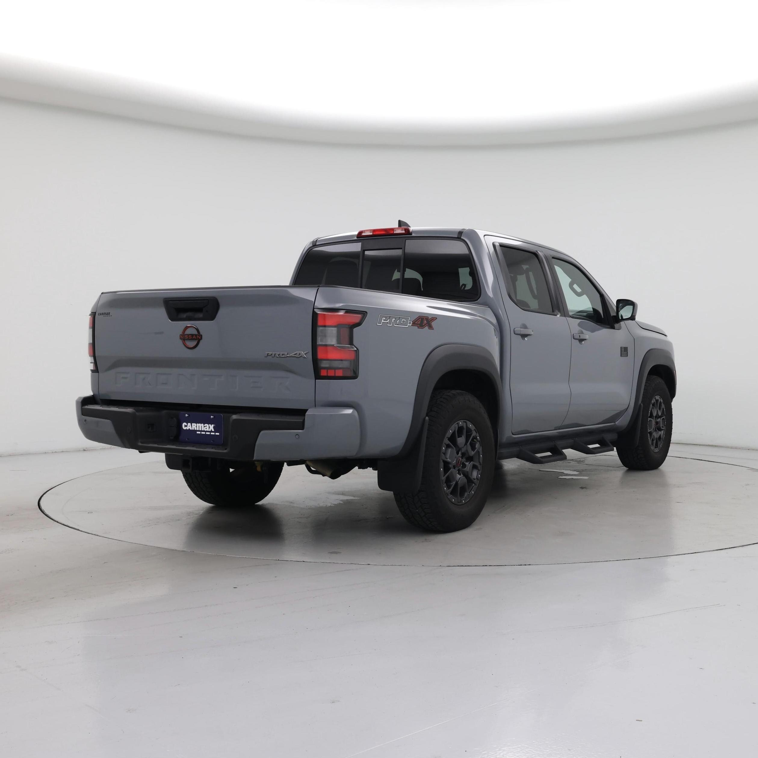 Thumbnail: 2022 Nissan Frontier - 8
