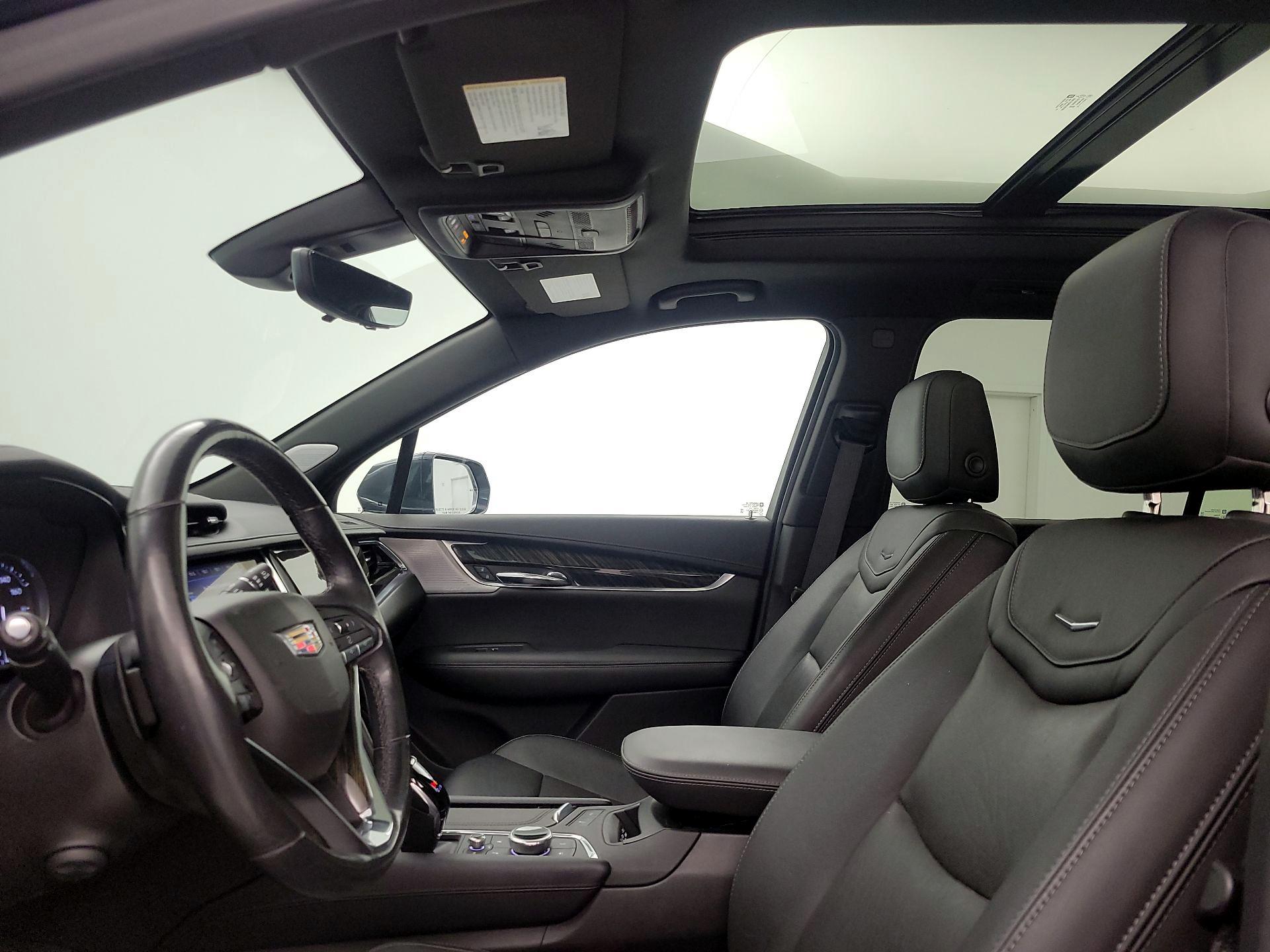 Thumbnail: 2020 Cadillac XT6 - 19