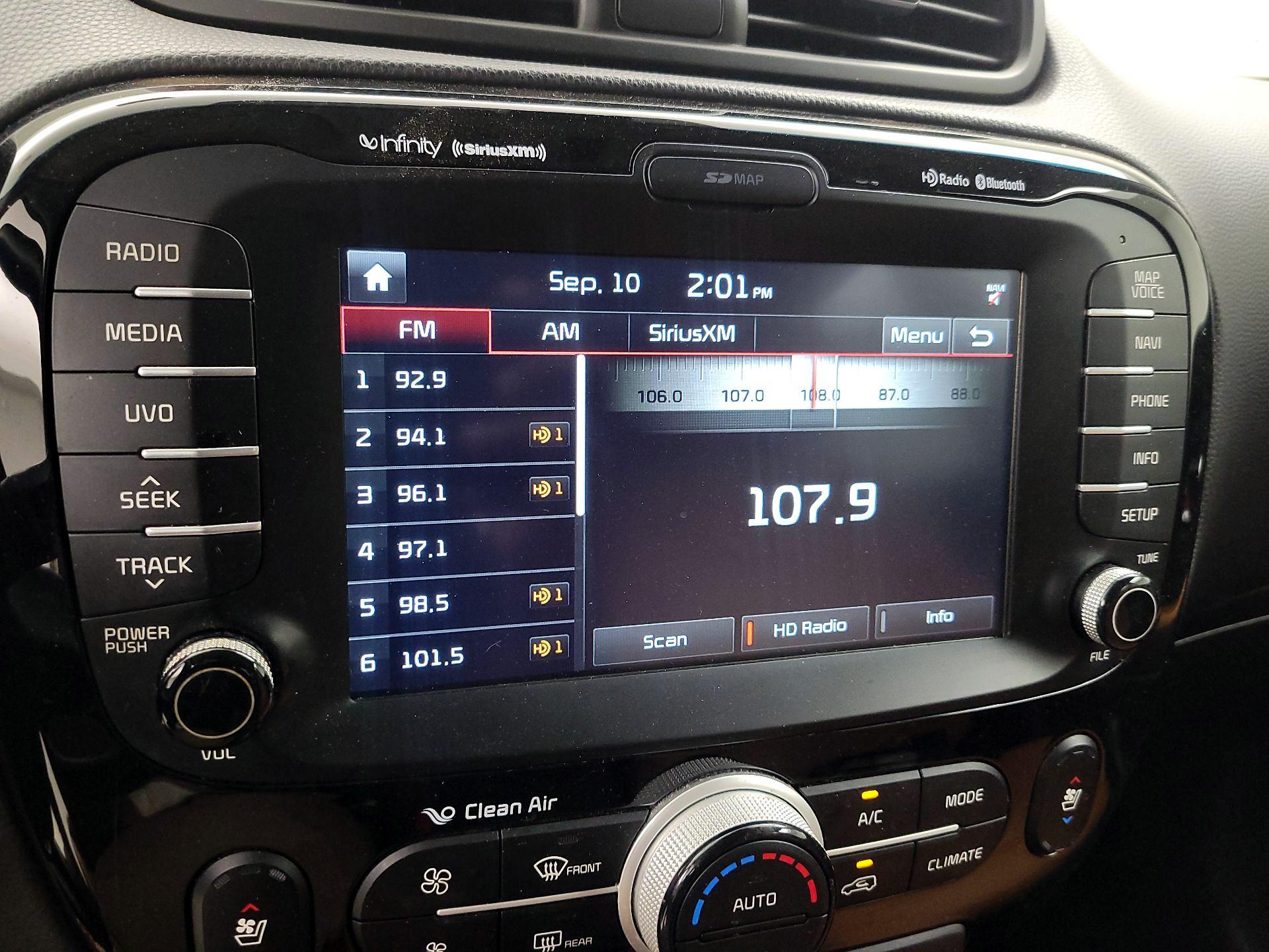 Thumbnail: 2016 Kia Soul - 14