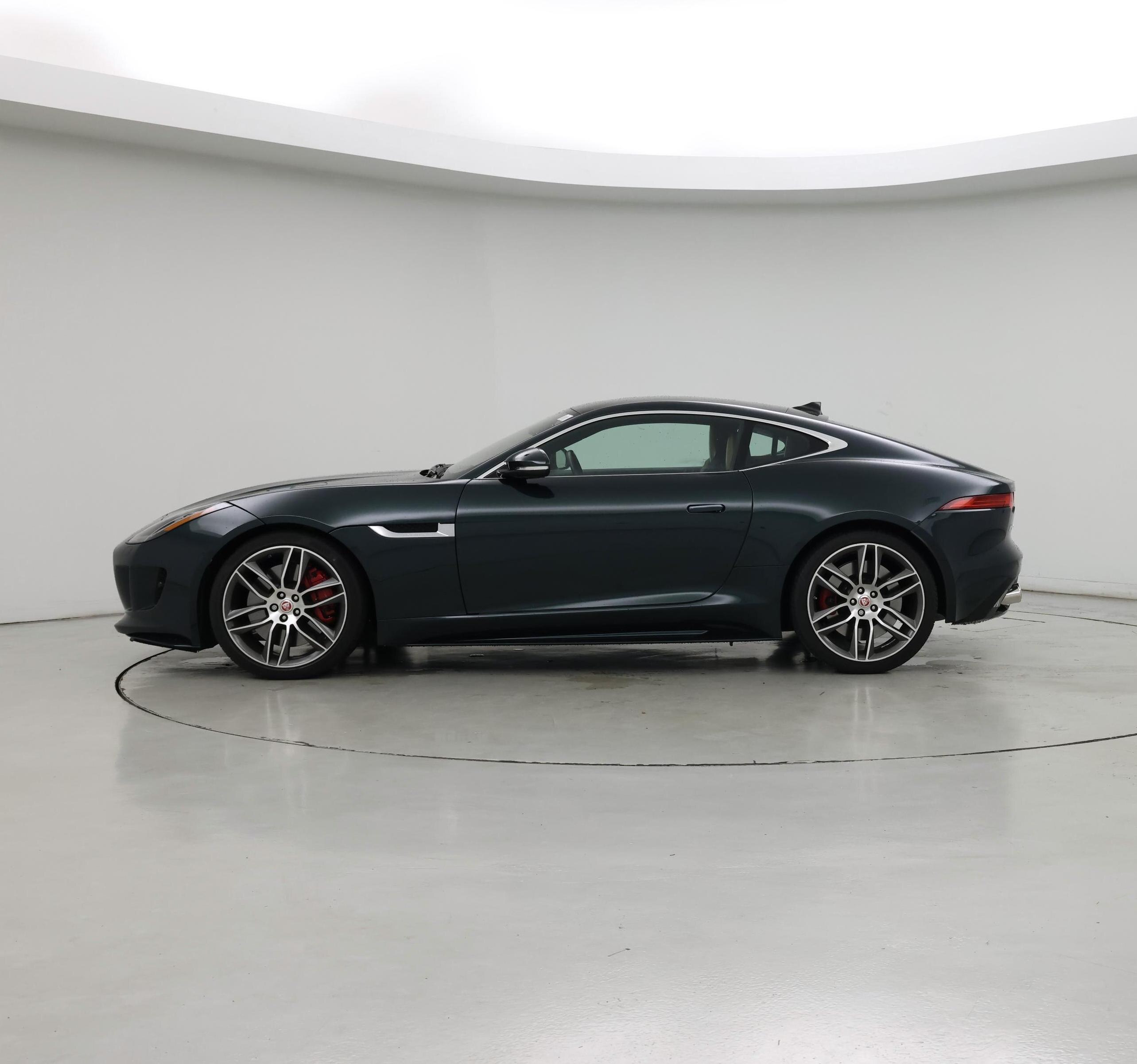 Thumbnail: 2017 Jaguar F-Type - 3