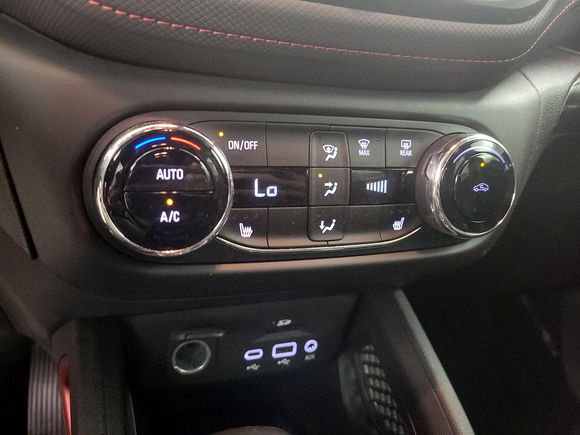Thumbnail: 2022 Chevrolet TrailBlazer - 14