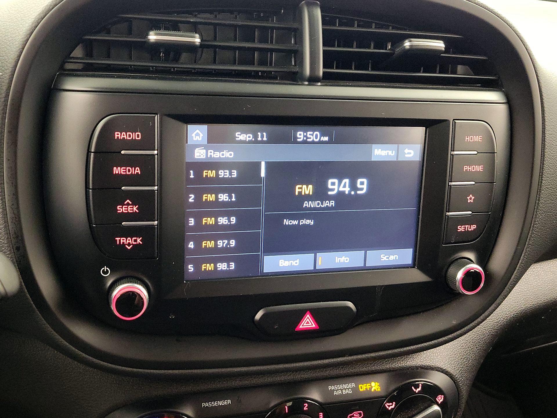 Thumbnail: 2020 Kia Soul - 15