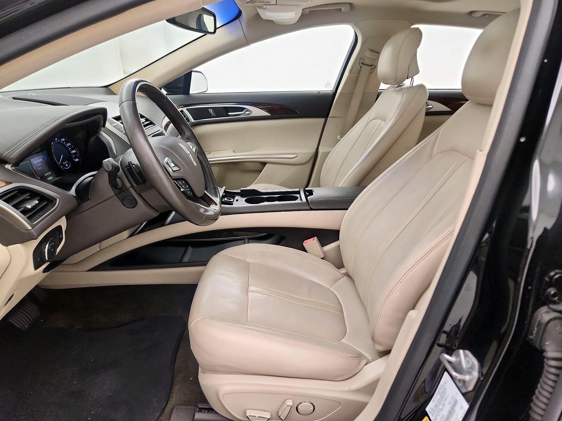 Thumbnail: 2016 Lincoln MKZ - 11