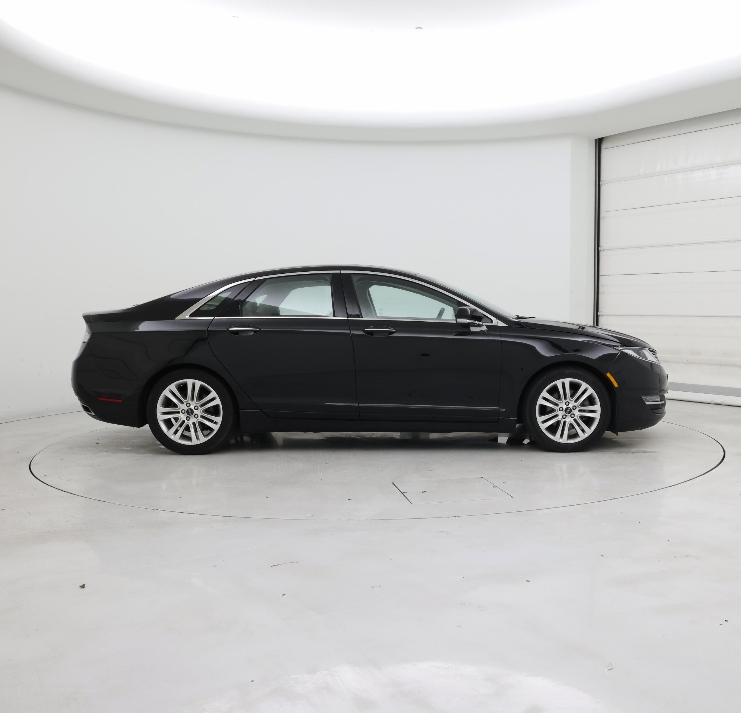 Thumbnail: 2016 Lincoln MKZ - 7