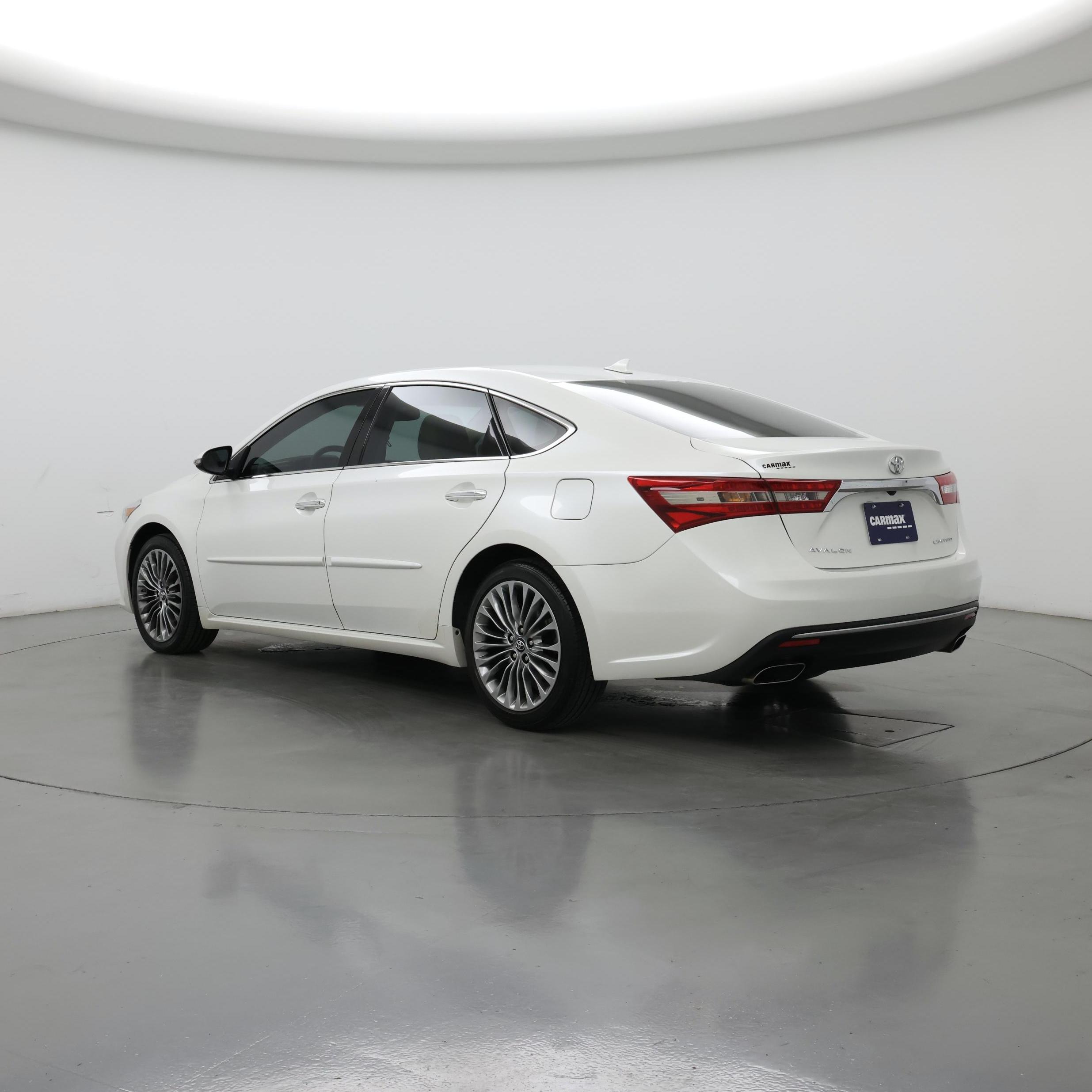 Thumbnail: 2016 Toyota Avalon - 2
