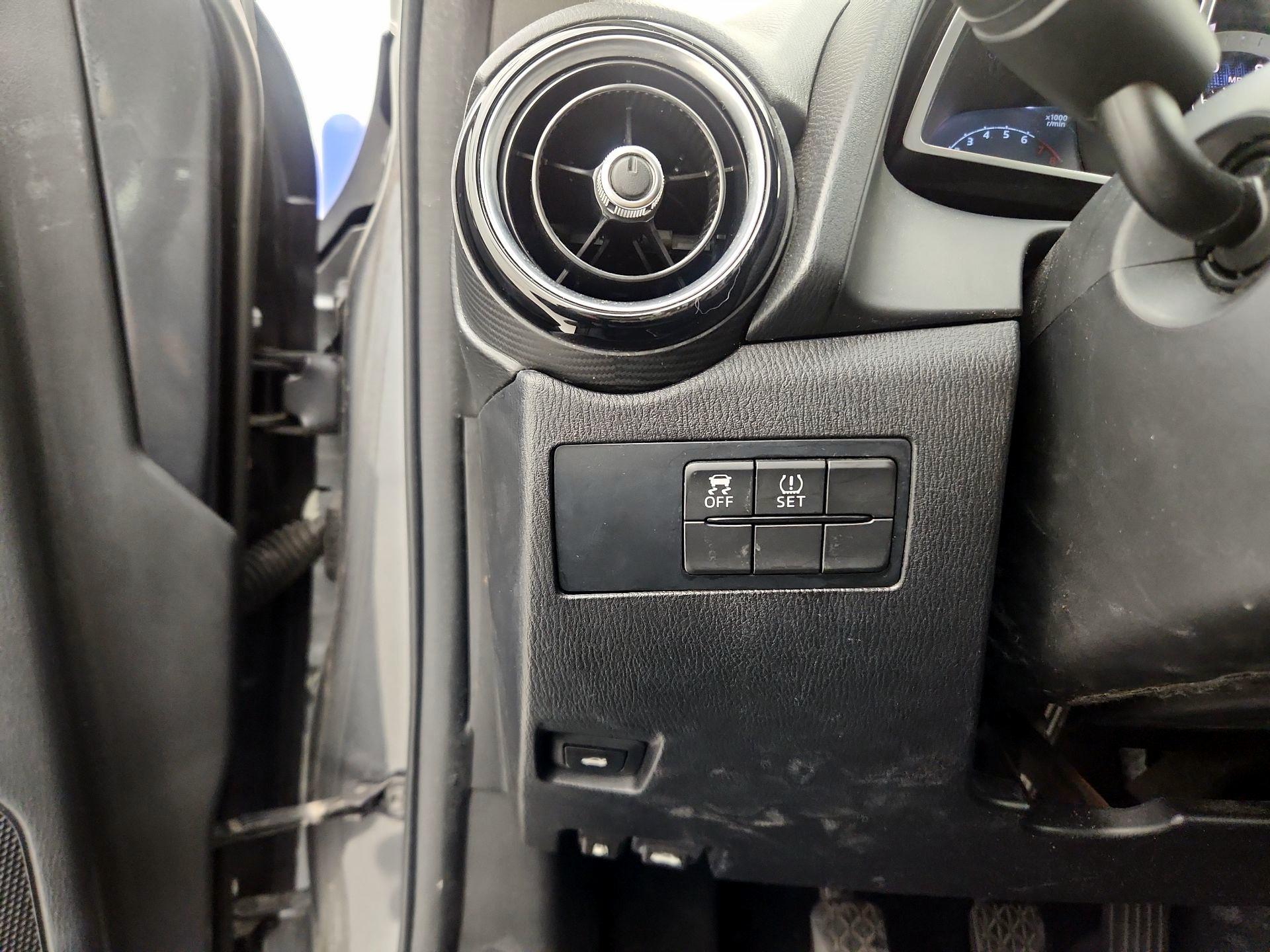 Thumbnail: 2016 Scion iA - 13