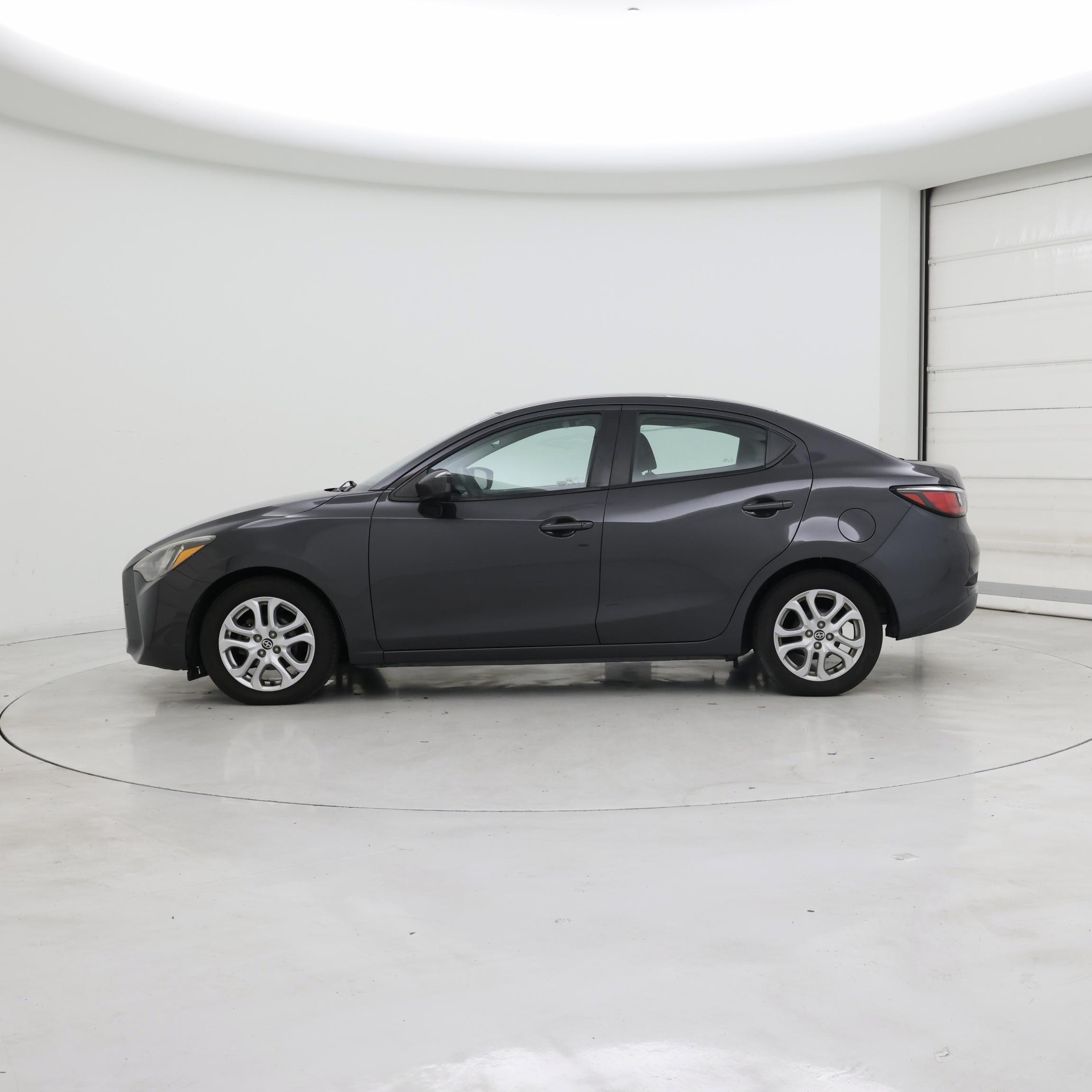 Thumbnail: 2016 Scion iA - 3