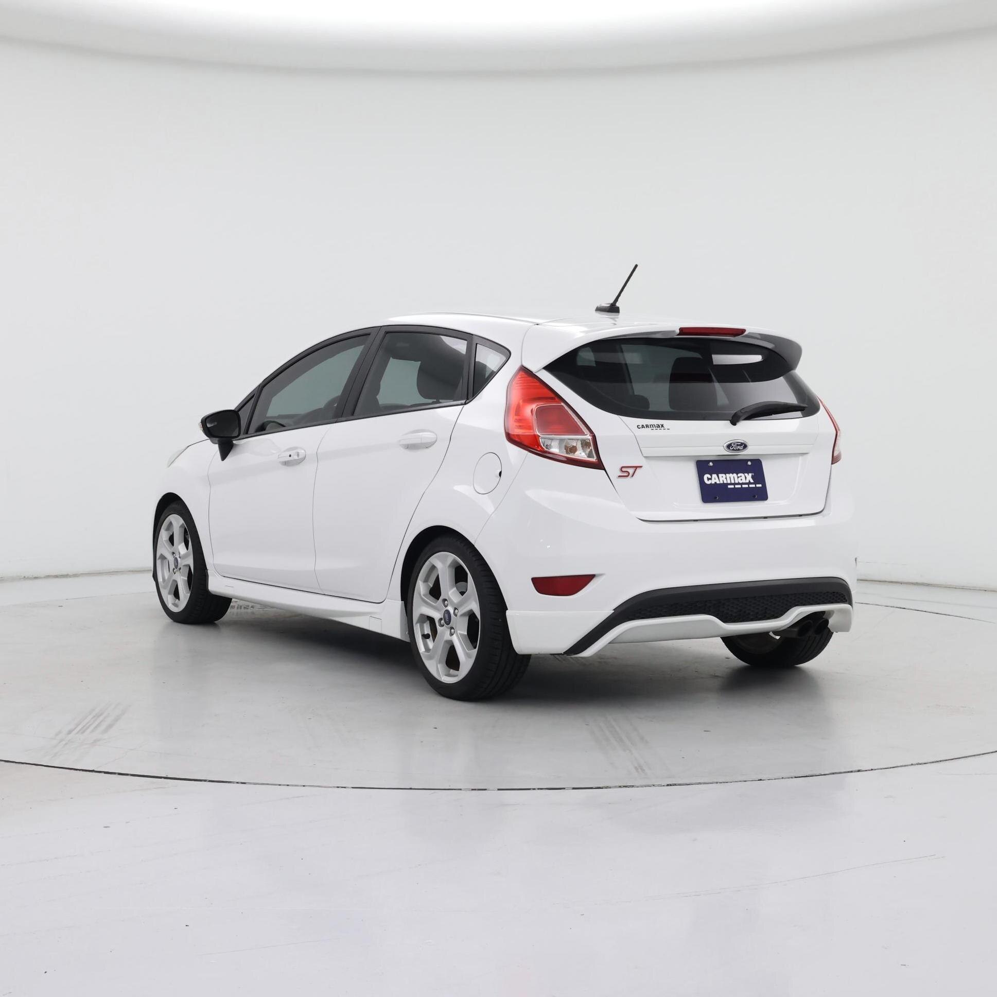 Thumbnail: 2015 Ford Fiesta - 2