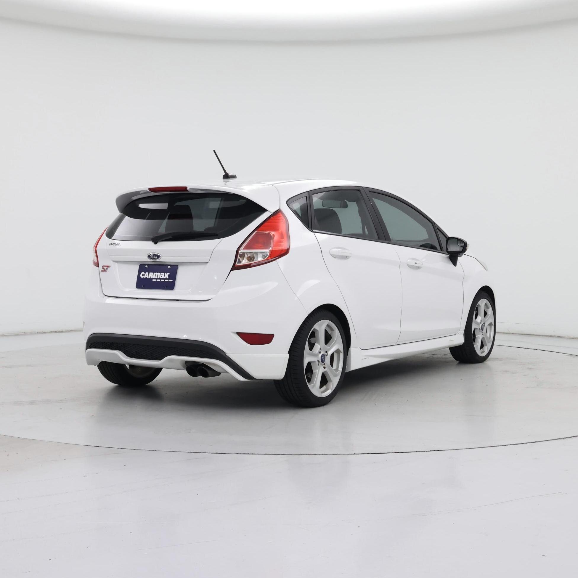 Thumbnail: 2015 Ford Fiesta - 8