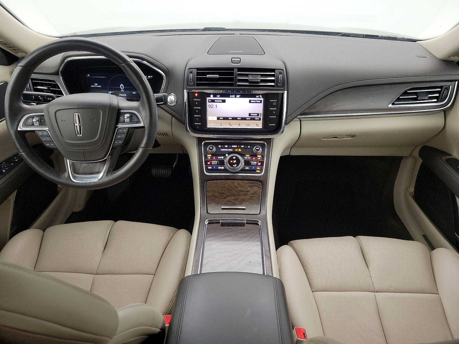 Thumbnail: 2018 Lincoln Continental - 9