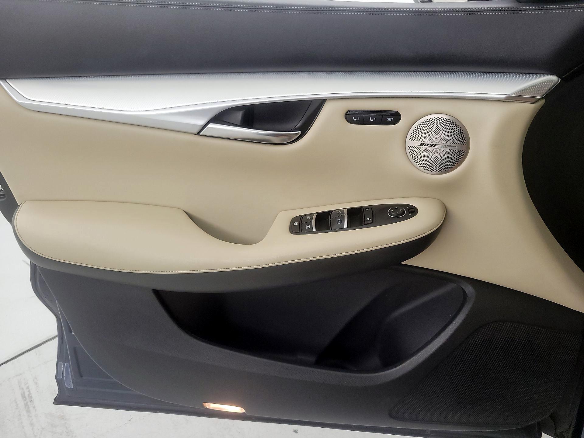 Thumbnail: 2019 INFINITI QX50 - 12