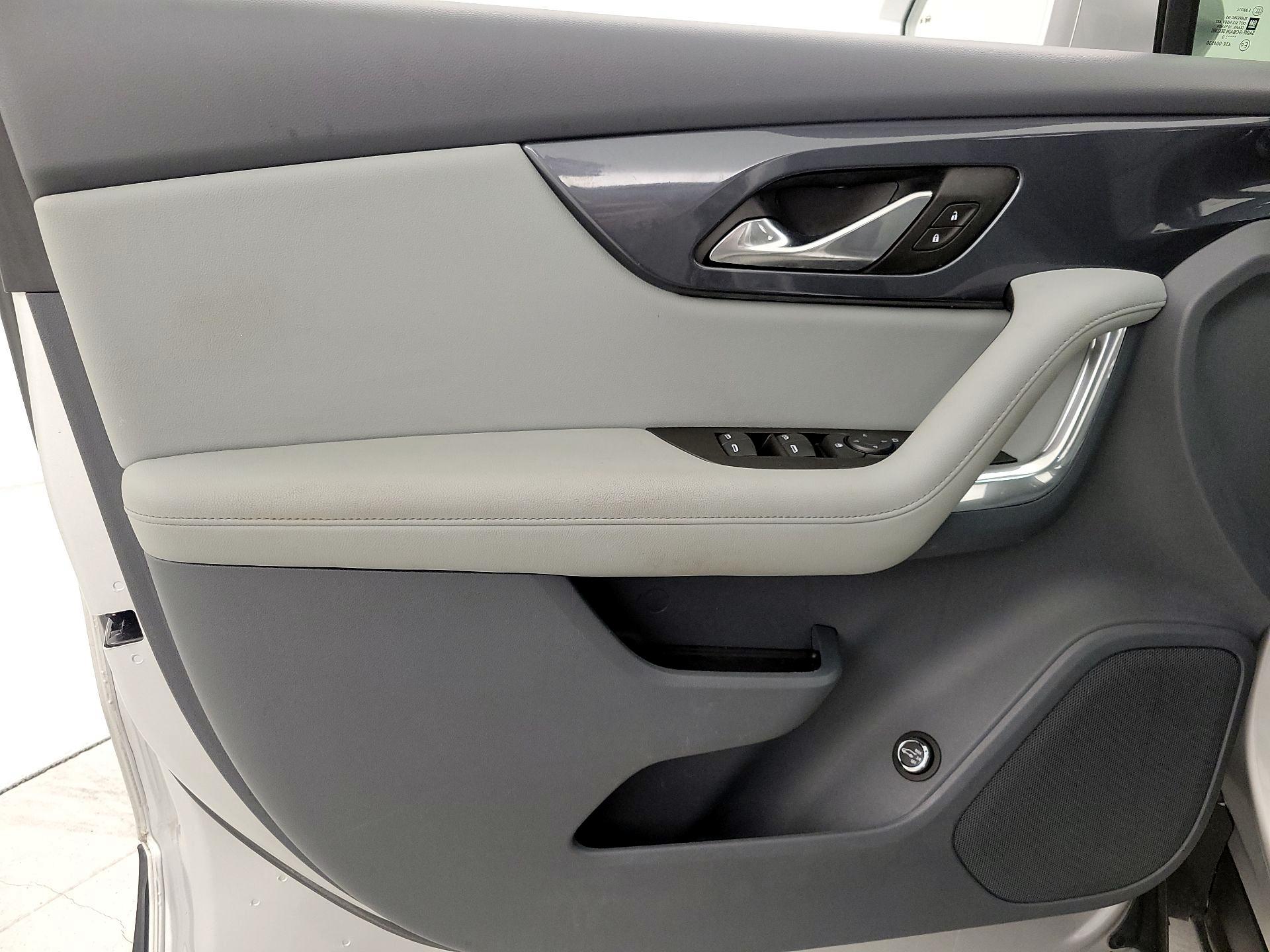 Thumbnail: 2020 Chevrolet Blazer - 12