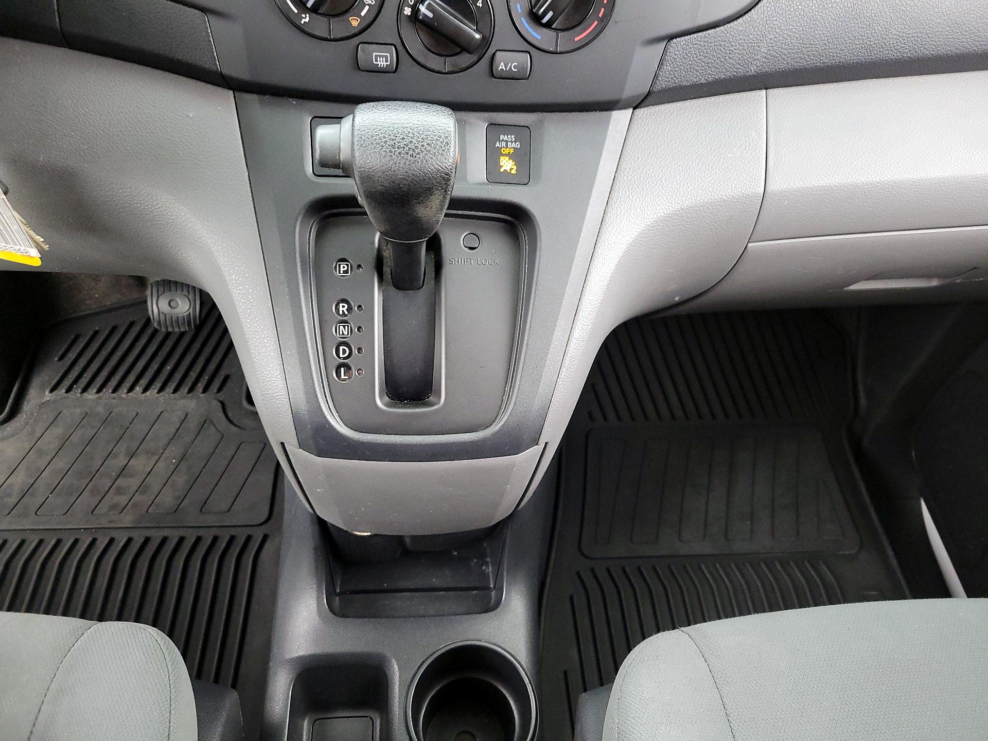 Thumbnail: 2016 Nissan NV200 - 14