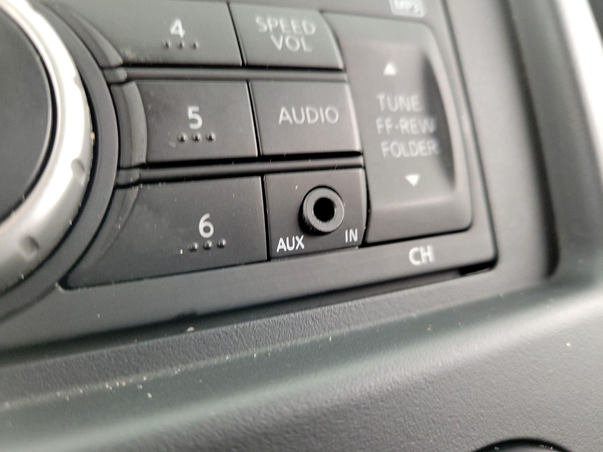 Thumbnail: 2016 Nissan NV200 - 15