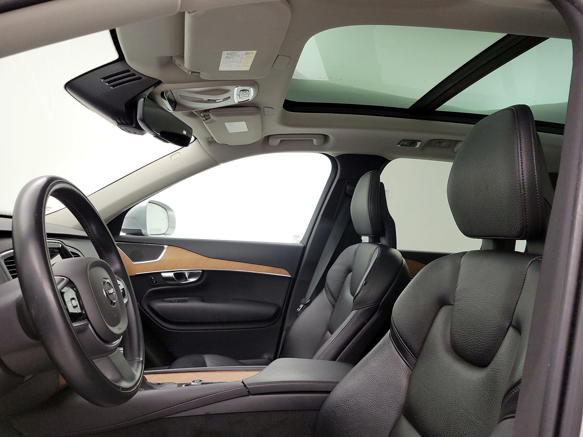Thumbnail: 2021 Volvo XC90 - 20