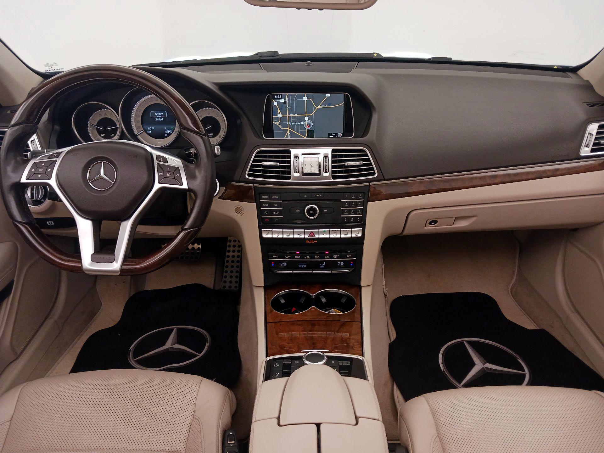 Thumbnail: 2017 Mercedes-Benz E-Class - 9