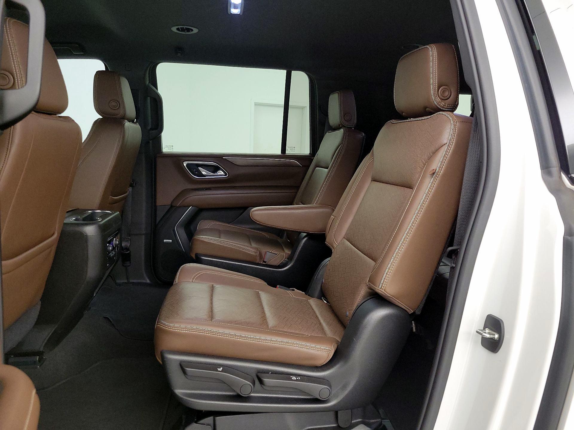 Thumbnail: 2021 Chevrolet Suburban - 20