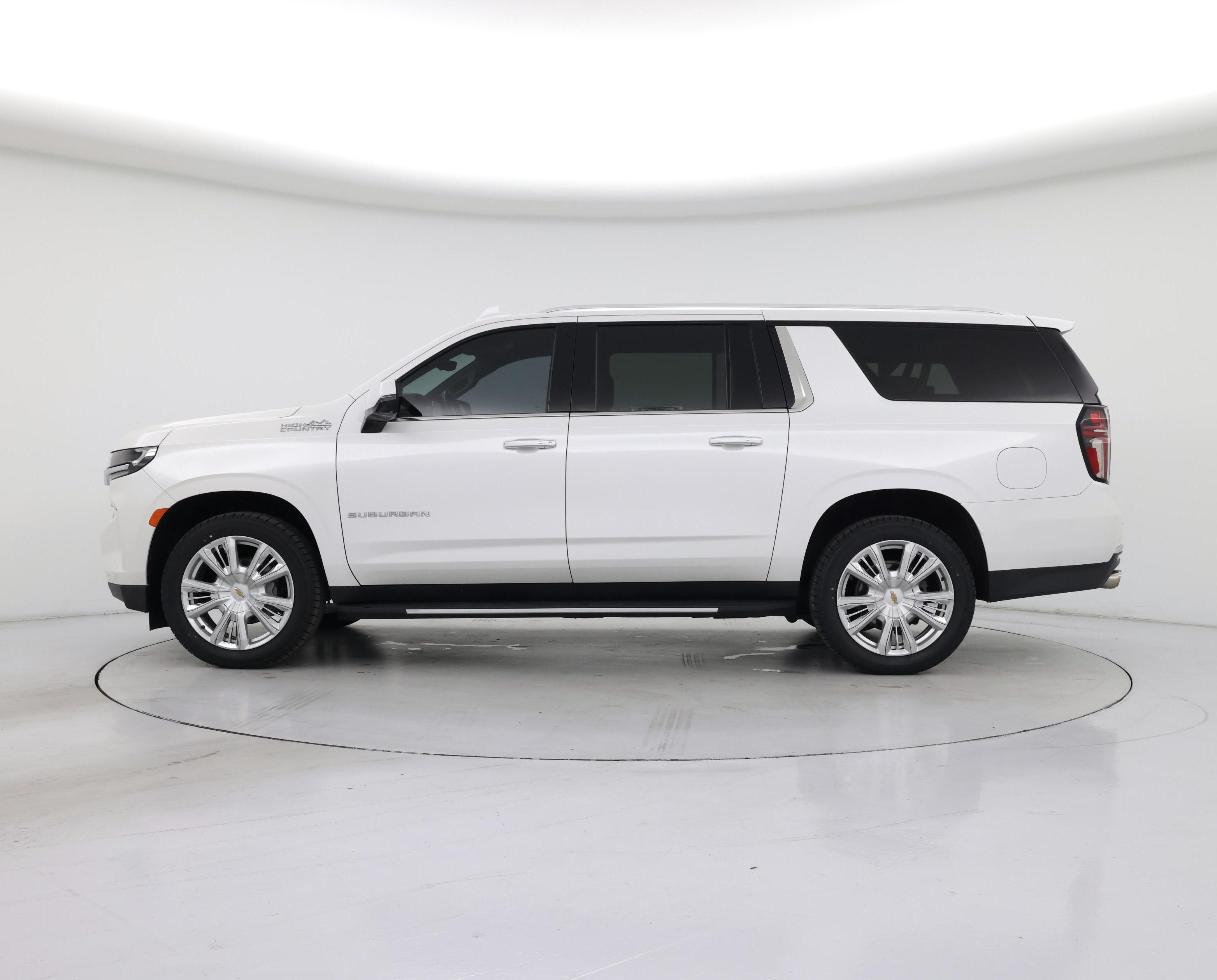 Thumbnail: 2021 Chevrolet Suburban - 3
