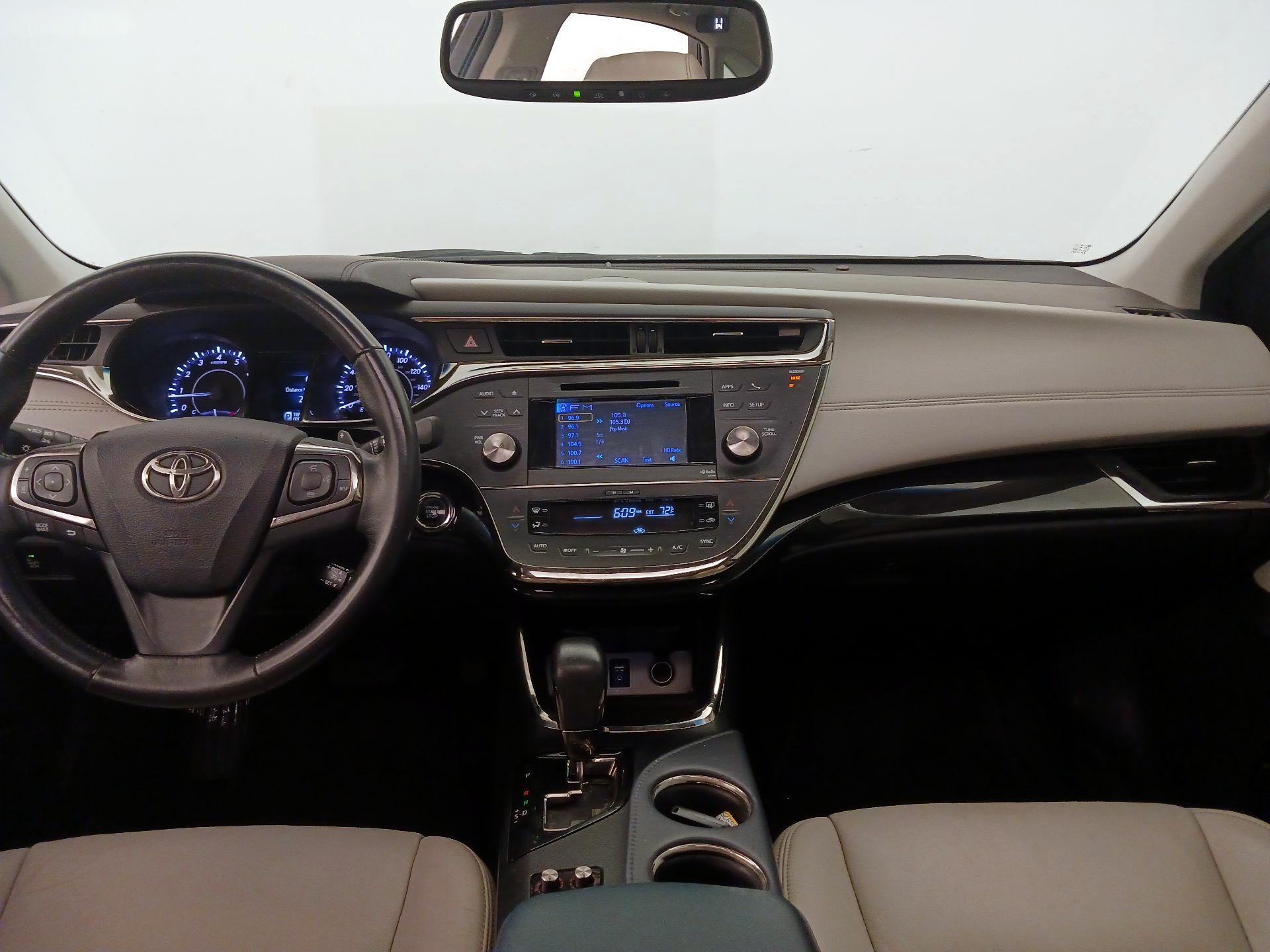 Thumbnail: 2014 Toyota Avalon - 9
