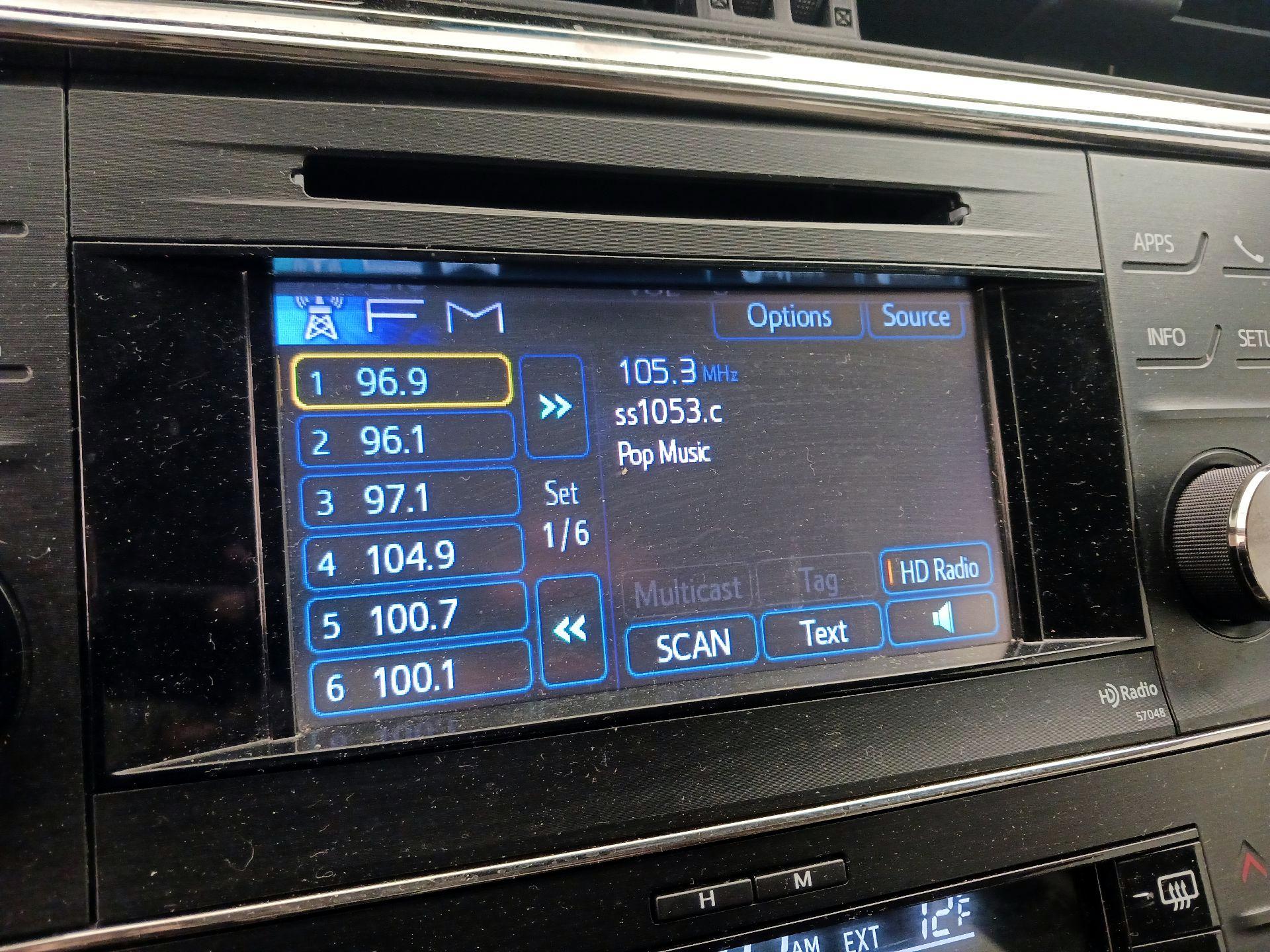 Thumbnail: 2014 Toyota Avalon - 15