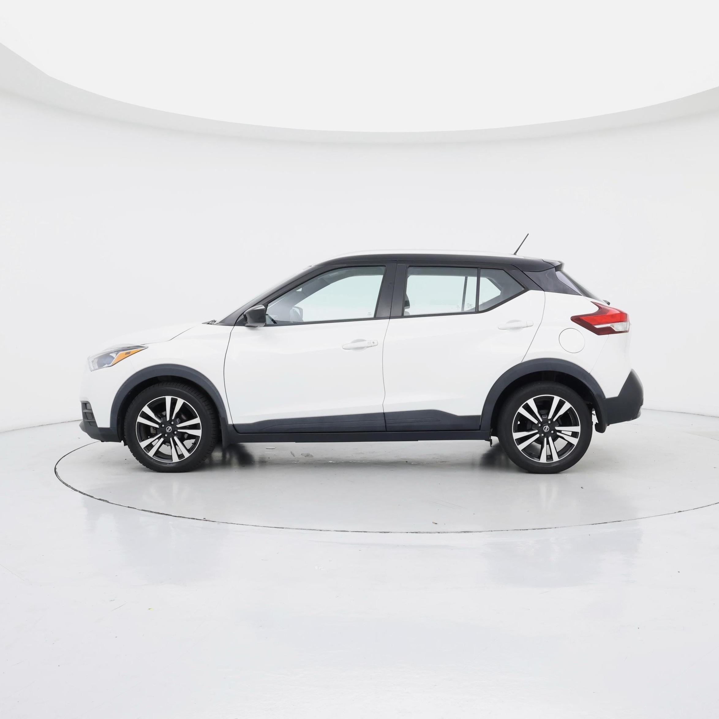 Thumbnail: 2018 Nissan Kicks - 3
