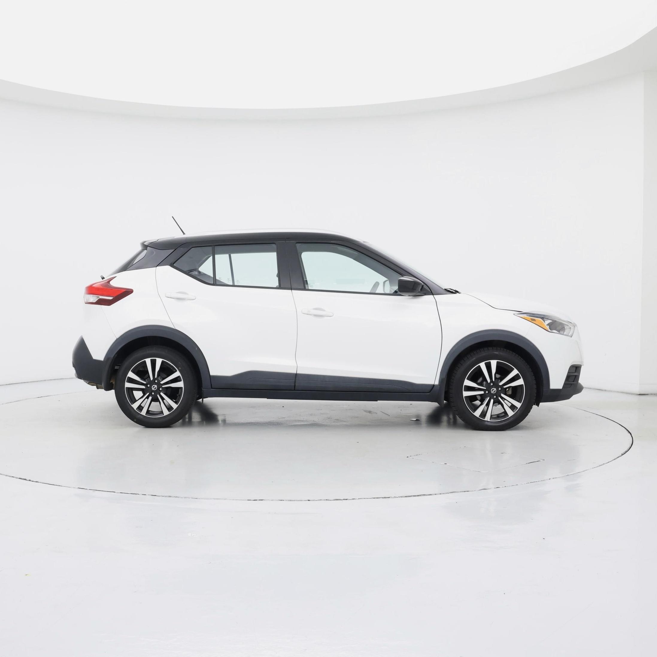 Thumbnail: 2018 Nissan Kicks - 7