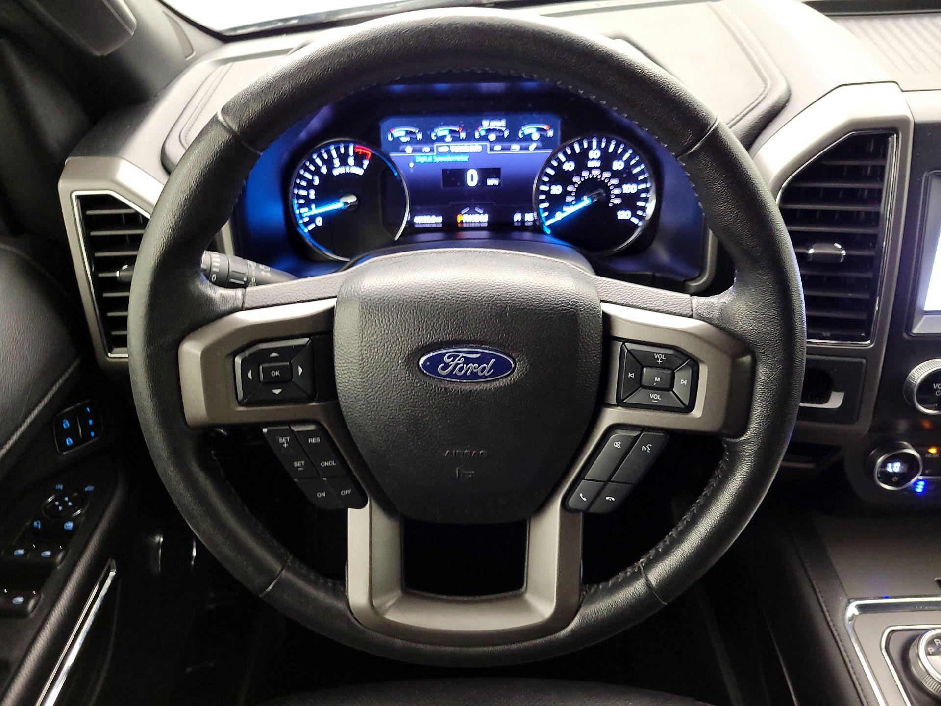 Thumbnail: 2020 Ford Expedition - 10