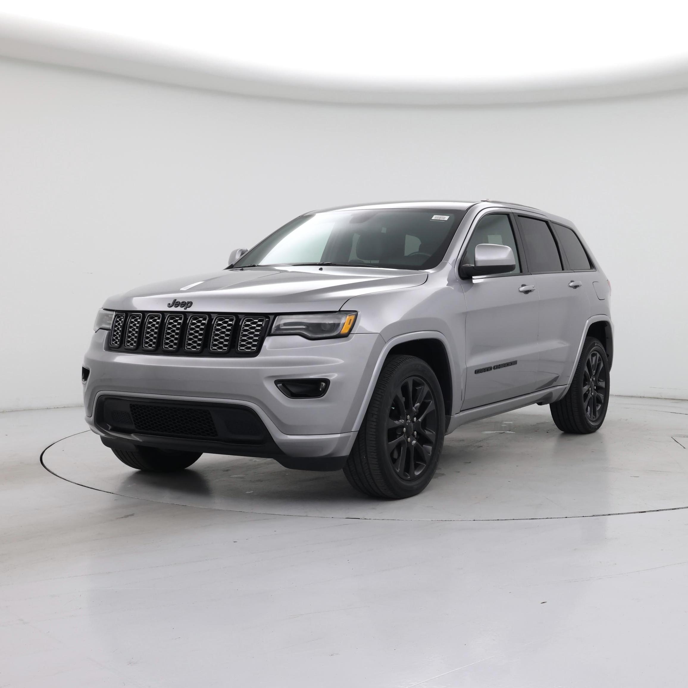 Thumbnail: 2020 Jeep Grand Cherokee - 4
